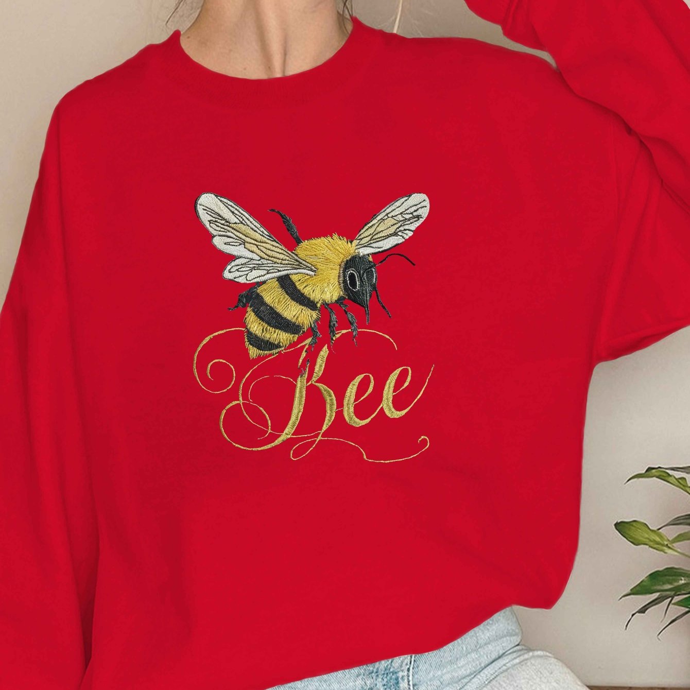 teediy beautifully detailed embroidered bee 250g teediy Women's sweatshirts