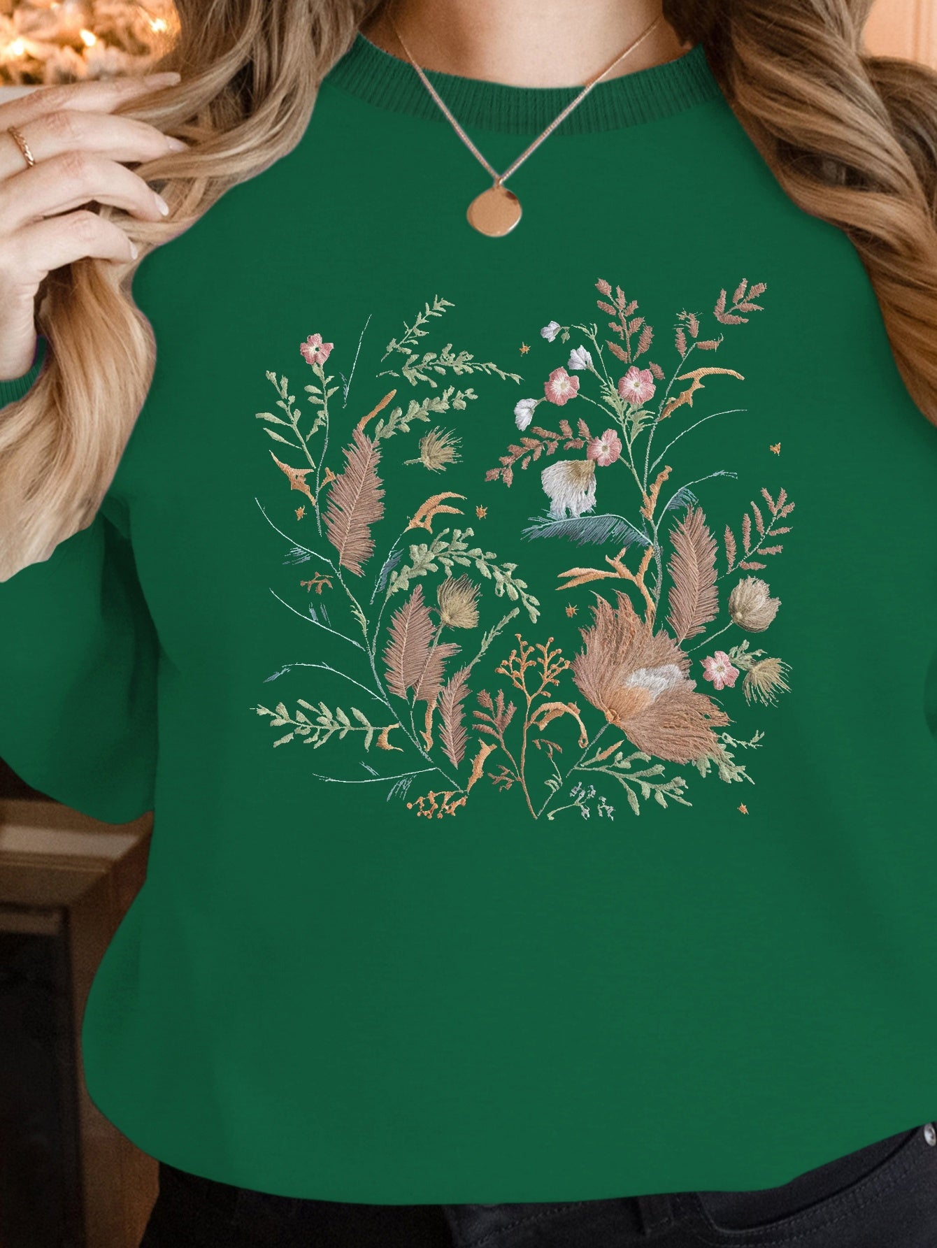 intricately embroidered pattern Women's sweatshirt