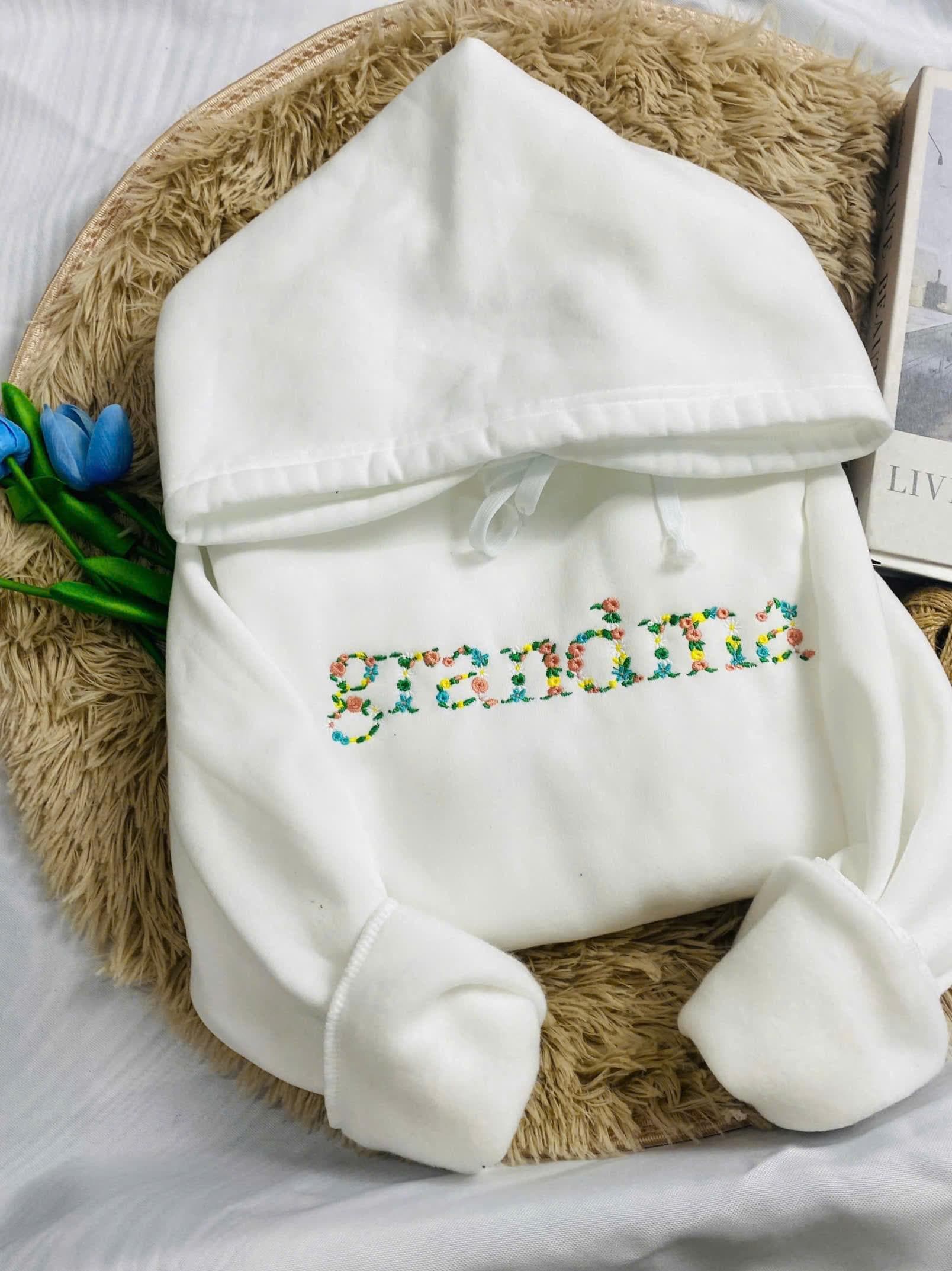 Floral Grandma Embroidered Hoodie β Gift for Grandma, Custom Flower Text Shirt, Nana Sweatshirt, Mother's Day Tee, Granny Present