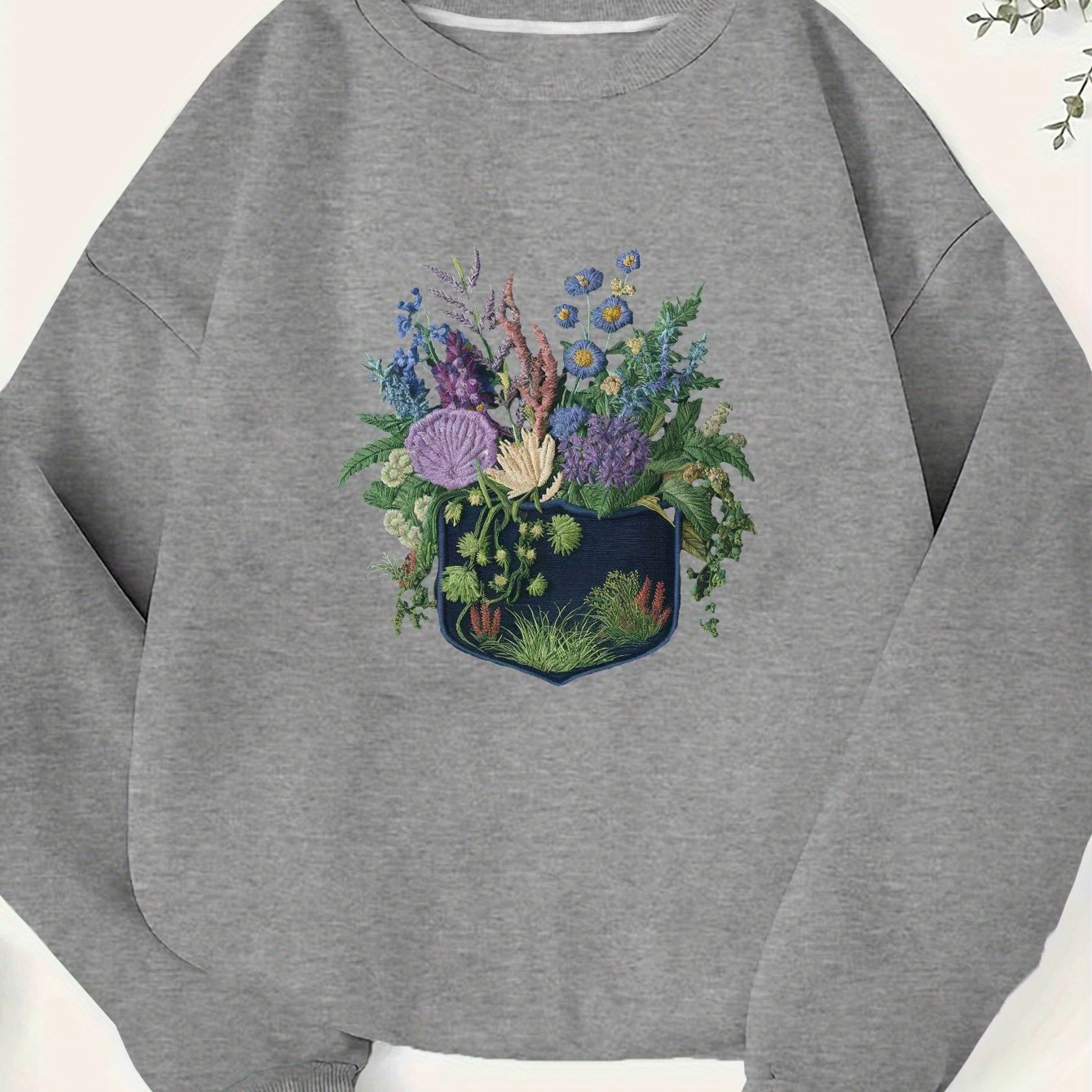 Women'S Plus Size Embroidered Floral Crew Neck Sweatshirt - Casual Polyester Knit Long Sleeve Pullover for Fall/Winter