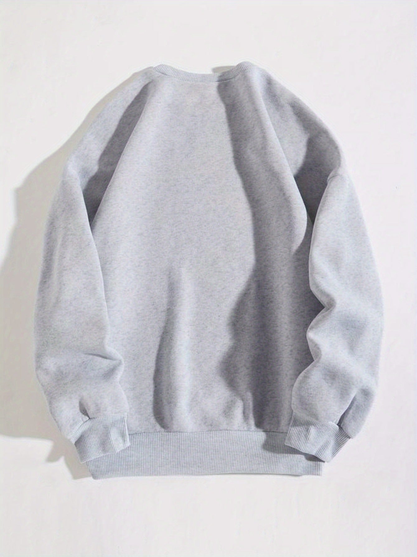 Women's Casual Crew Neck Sweater Printed with the words' not born for winter 'and snowflake design, Long Sleeve Pullover for Autumn/ Winter, Knit Grey Sweatshirt