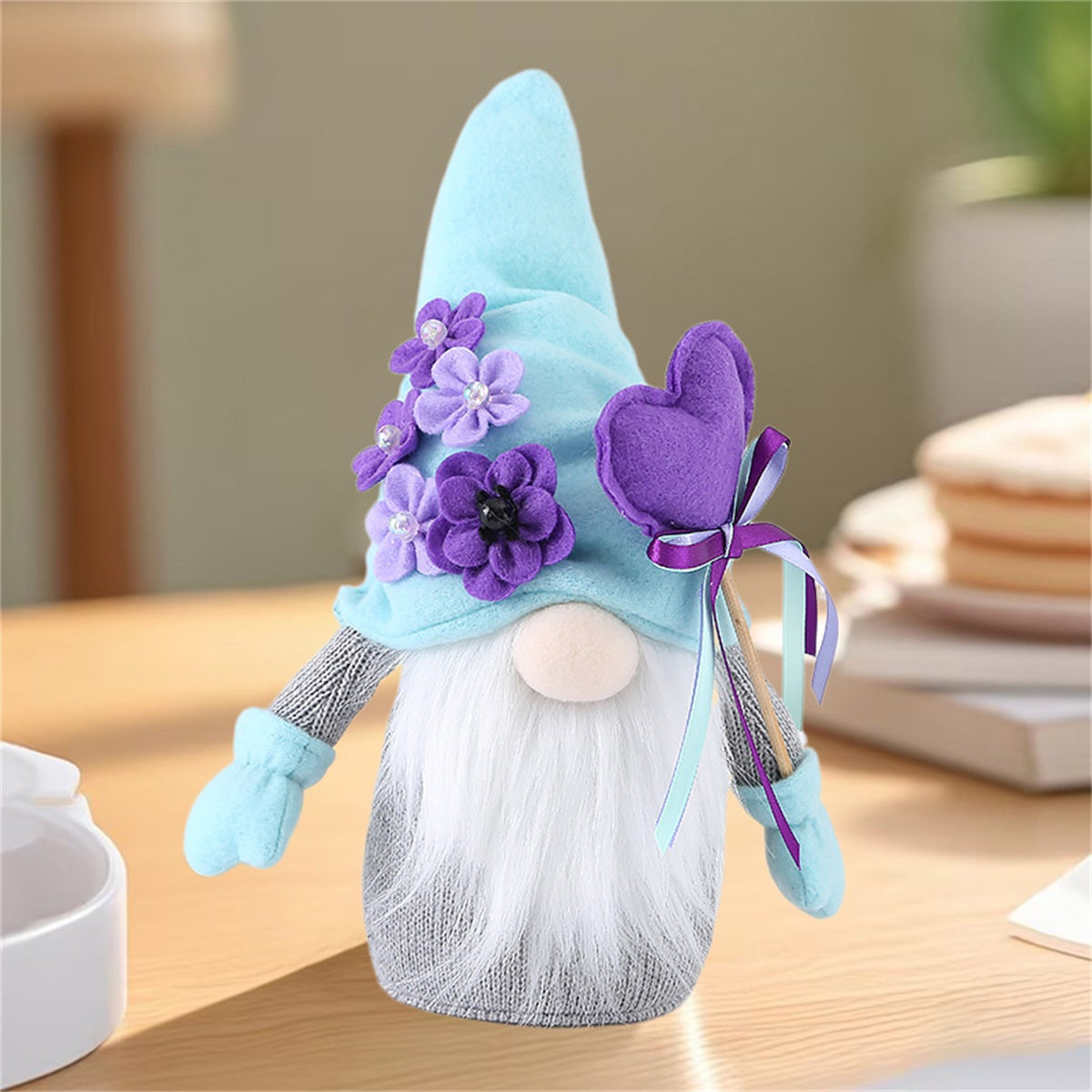 Mother's Day Gnome Decorations Gift - 3D Flower Scandinavian Nisse Plush Doll, Fabric Material, No Power Needed, Perfect for Home Ornaments & Party Decorations