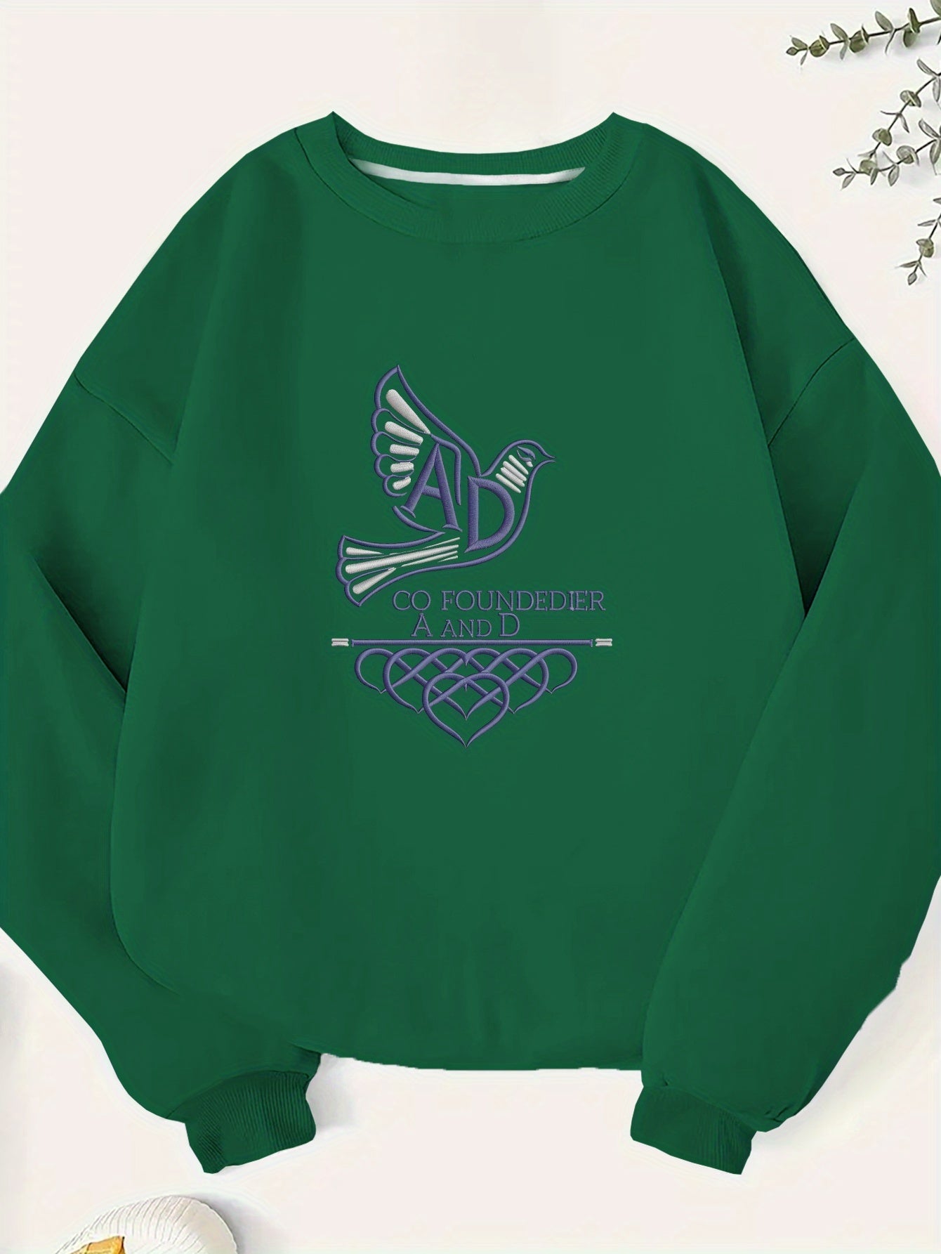 Plus Size Women's Green Sweatshirt with White Dove & Hearts Embroidery - Casual Crew Neck, Long Sleeve, 100% Polyester, Machine Washable - Perfect for Fall/Winter
