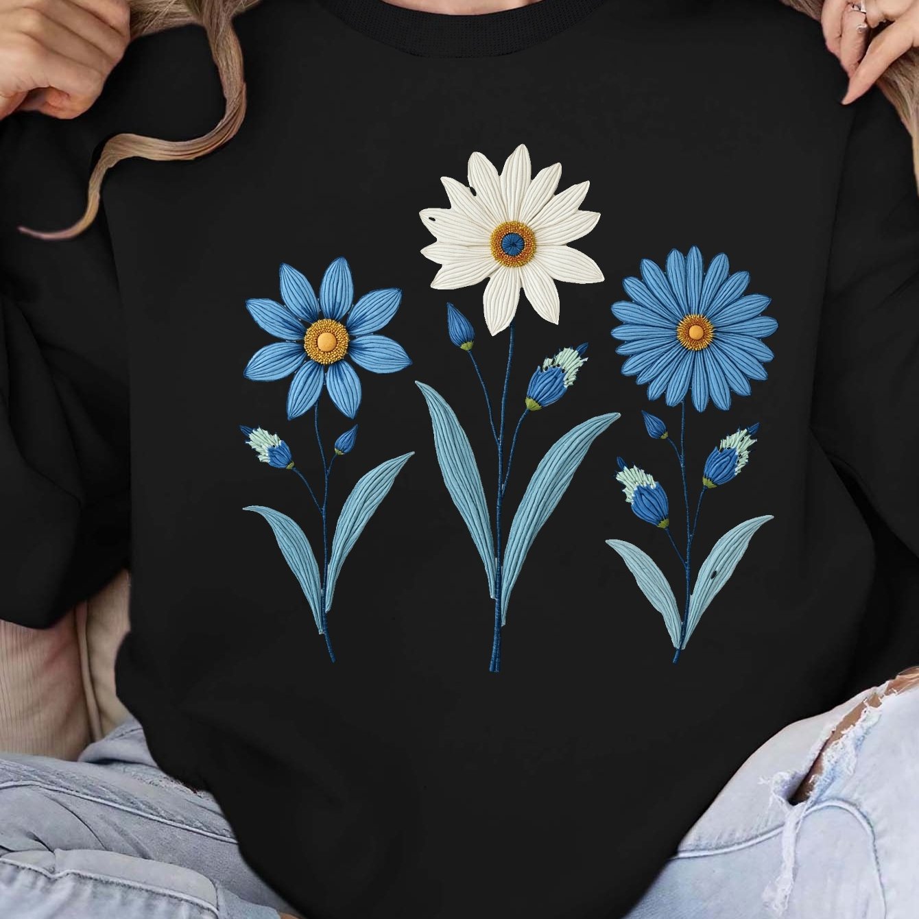 teediy Women's Casual Floral Embroidery Sweatshirt - Blue & White Flowers on Green, Long Sleeve Round Neck, Machine Washable, Autumn Winter Comfort, Winter Clothing, Relaxed Fit, Comfortable Fabric