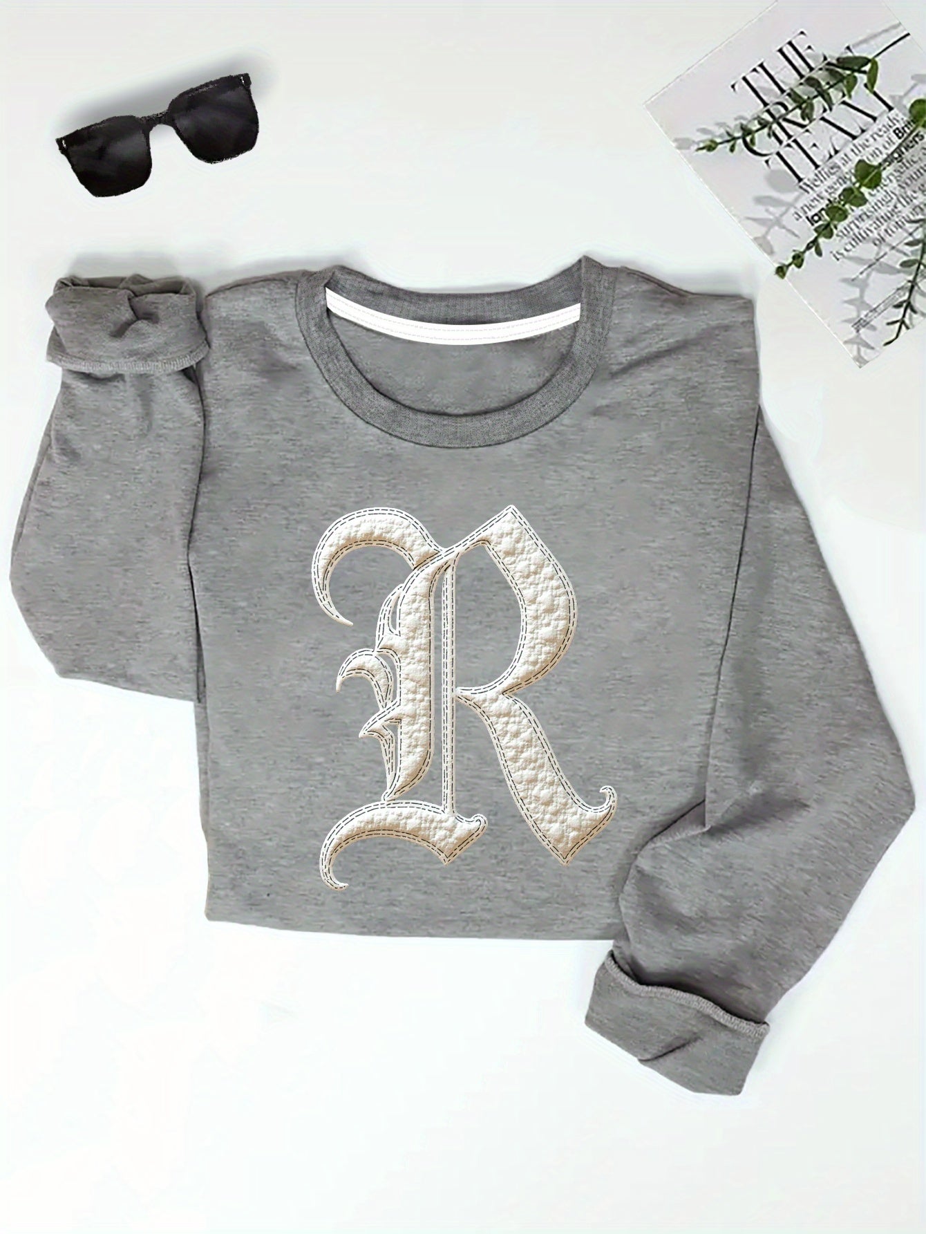 Women'S Gothic Letter R Embroidered Sweatshirt, Casual Crew Neck Long Sleeve Pullover, Geometric Pattern, Regular Fit, Fall/Winter Collection, Cute Sweatshirts