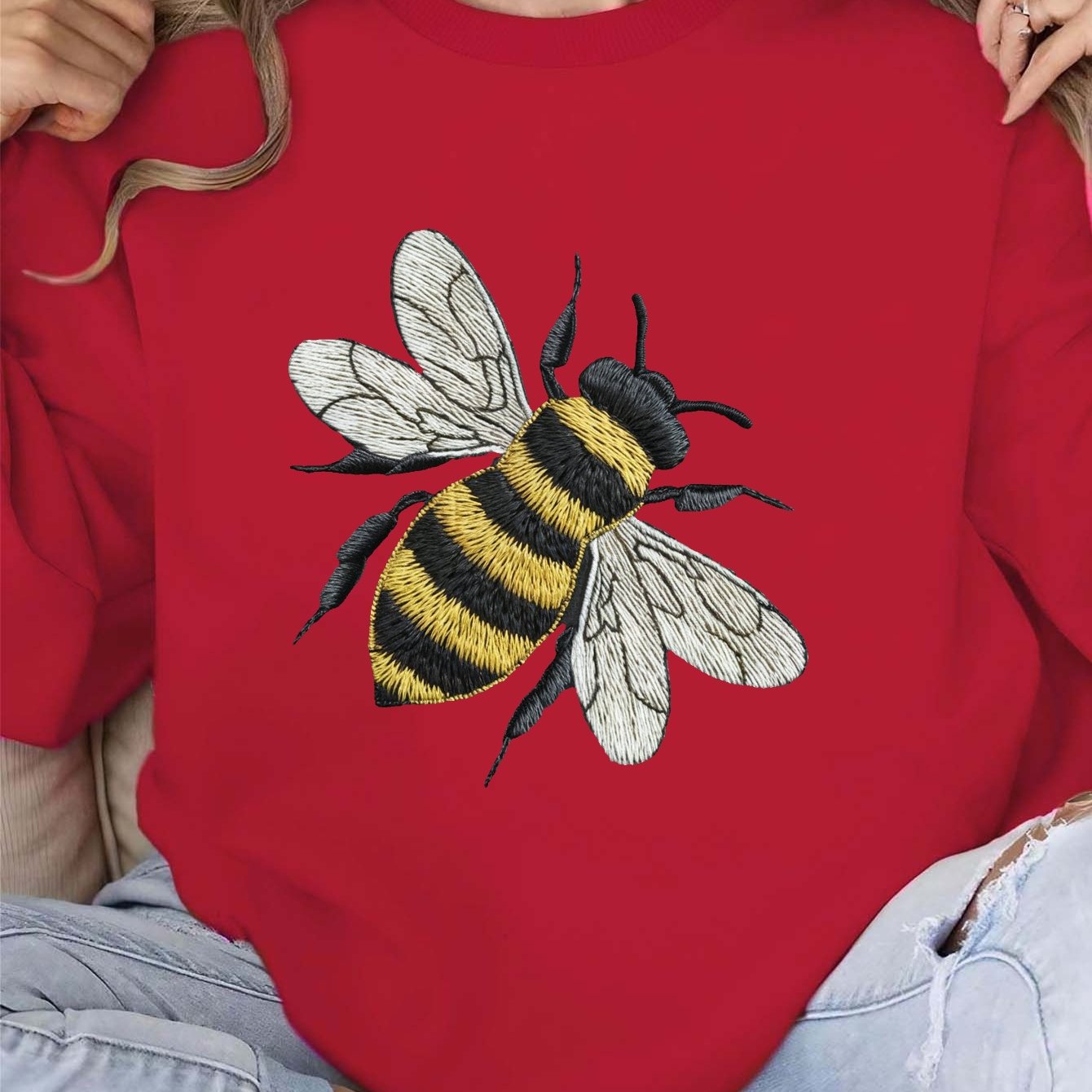 Teediy Meticulously Embroidered Bee Design Women'S Sweatshirt