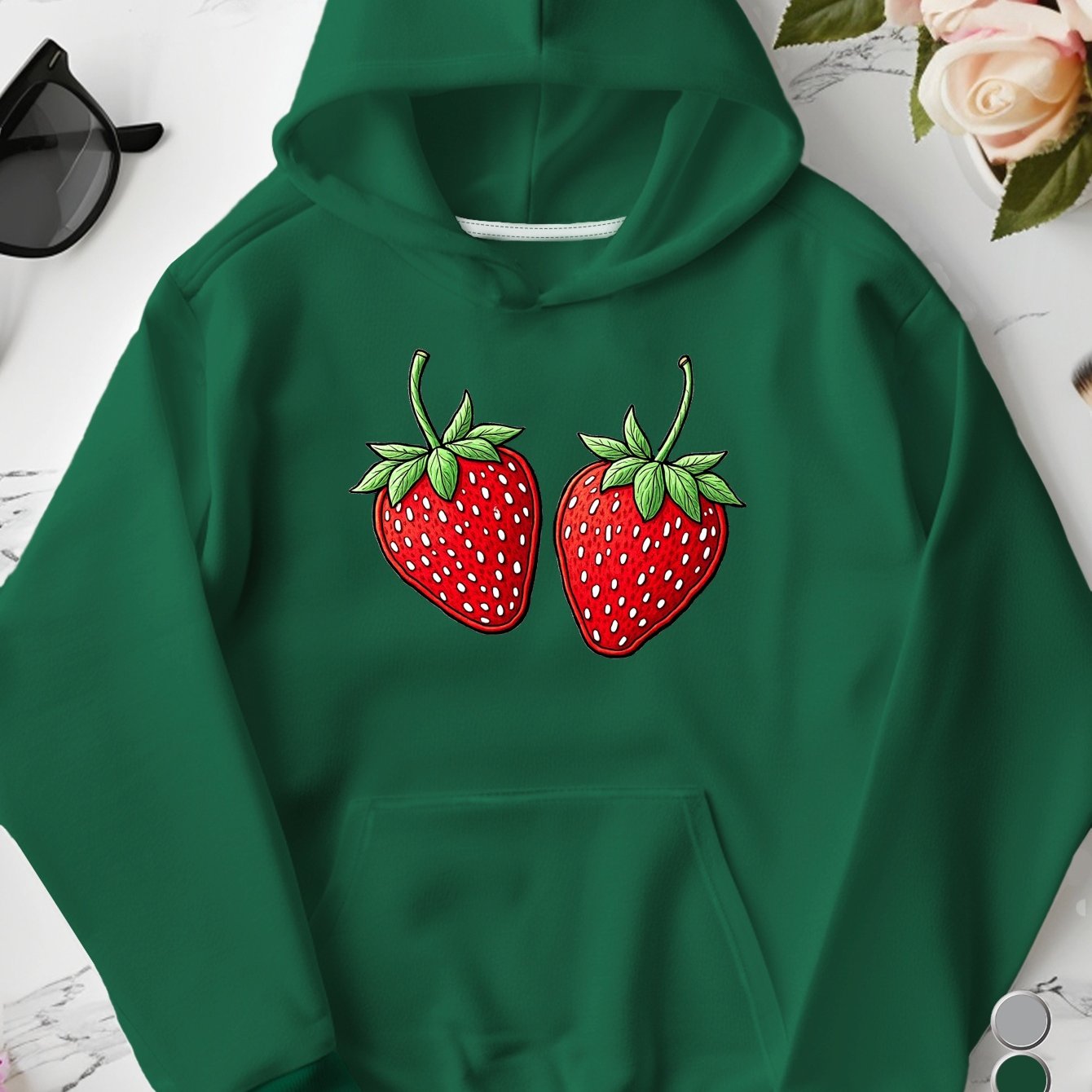Embroidered Strawberries Pattern Women'S Plus Size Hoodies