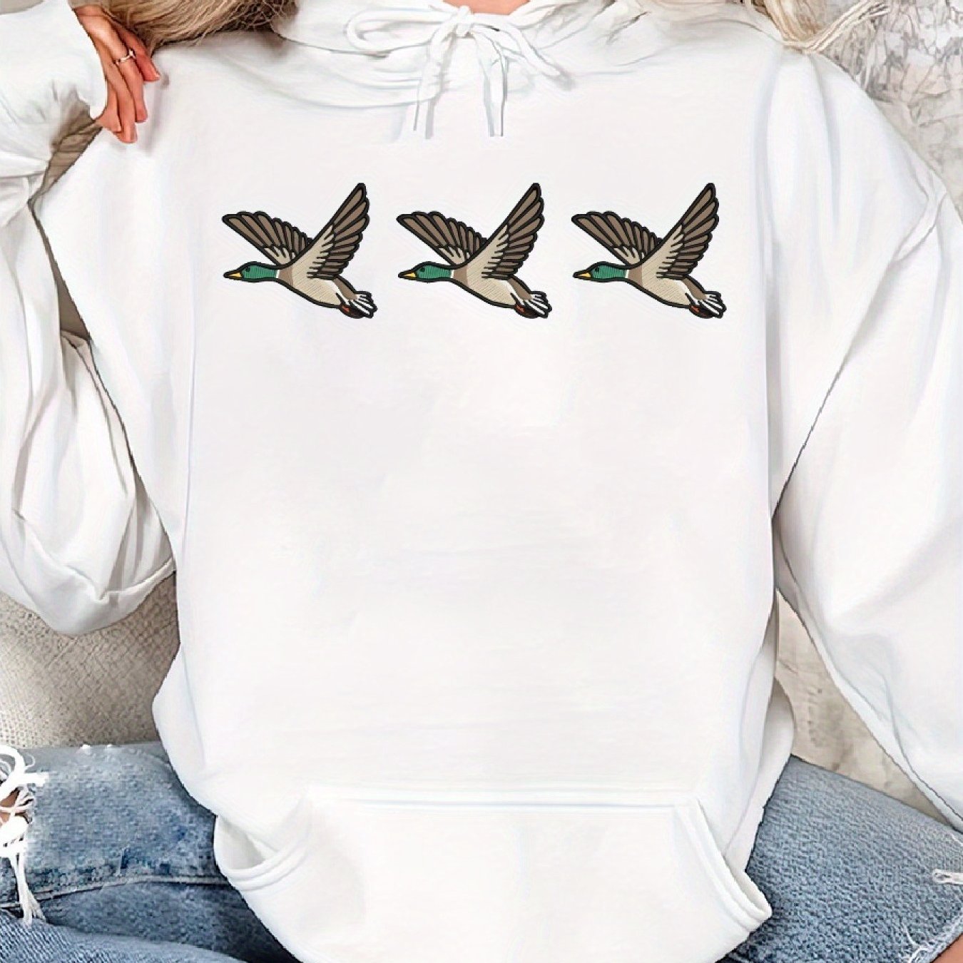 Embroidered Duck, Animal Lover Cozy Classic Print Pullover Hoodie, Casual Long Sleeve Hoodie For Sprots