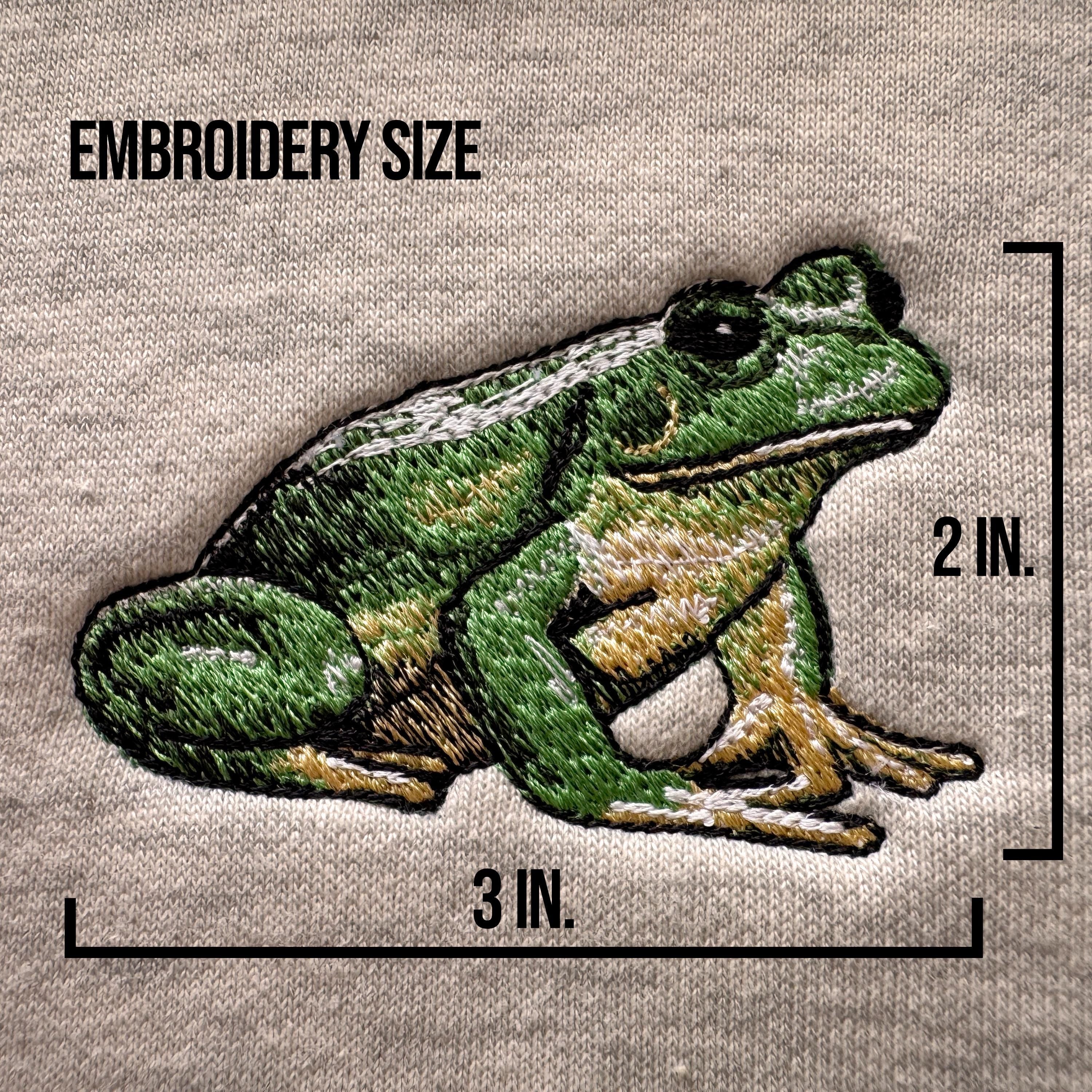 Embroidered Frog Sweatshirt | Cozy Wildlife Crewneck | Cute Toad Nature Hoodie | Animal Lover T-Shirt | Christmas Gift Sweater