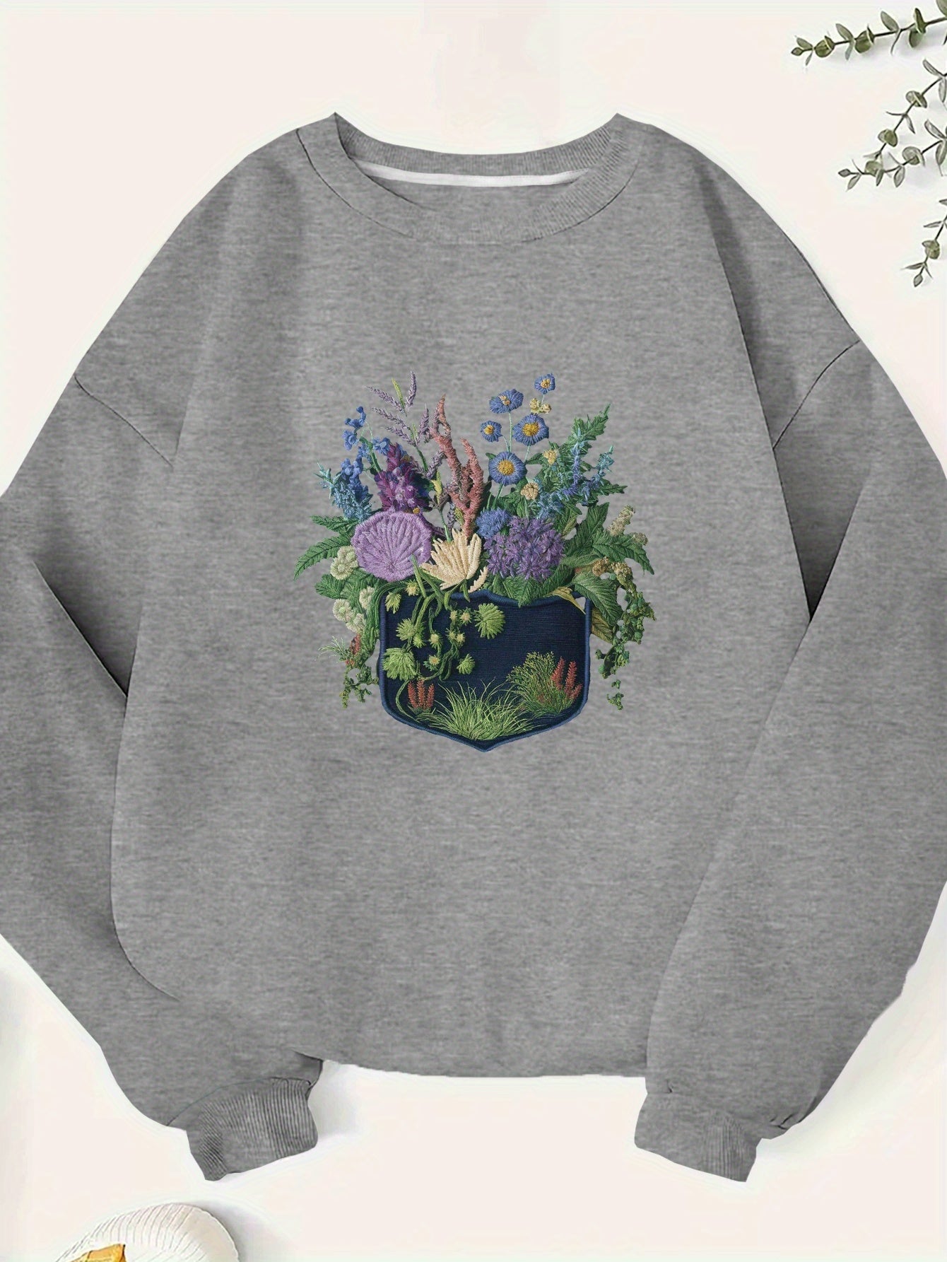 Women'S Plus Size Embroidered Floral Crew Neck Sweatshirt - Casual Polyester Knit Long Sleeve Pullover for Fall/Winter