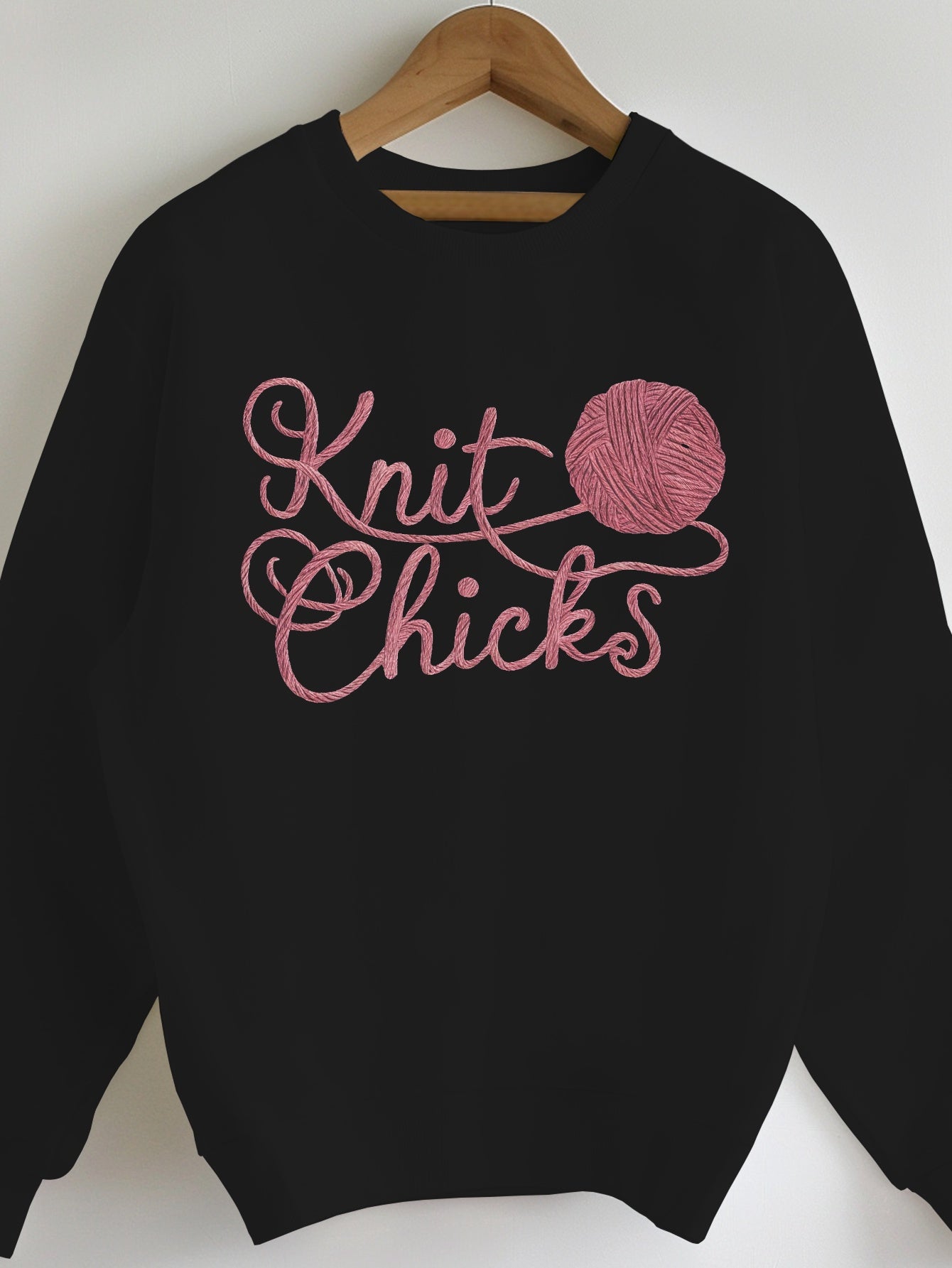 Cozy 'Knit Chicks' Geometric Pattern Women's Sweatshirt - Soft Polyester, Light Gray with Pink Embroidery, Long Sleeve, Round Neck, Machine Washable - Perfect for Fall/Winter Casual Wear