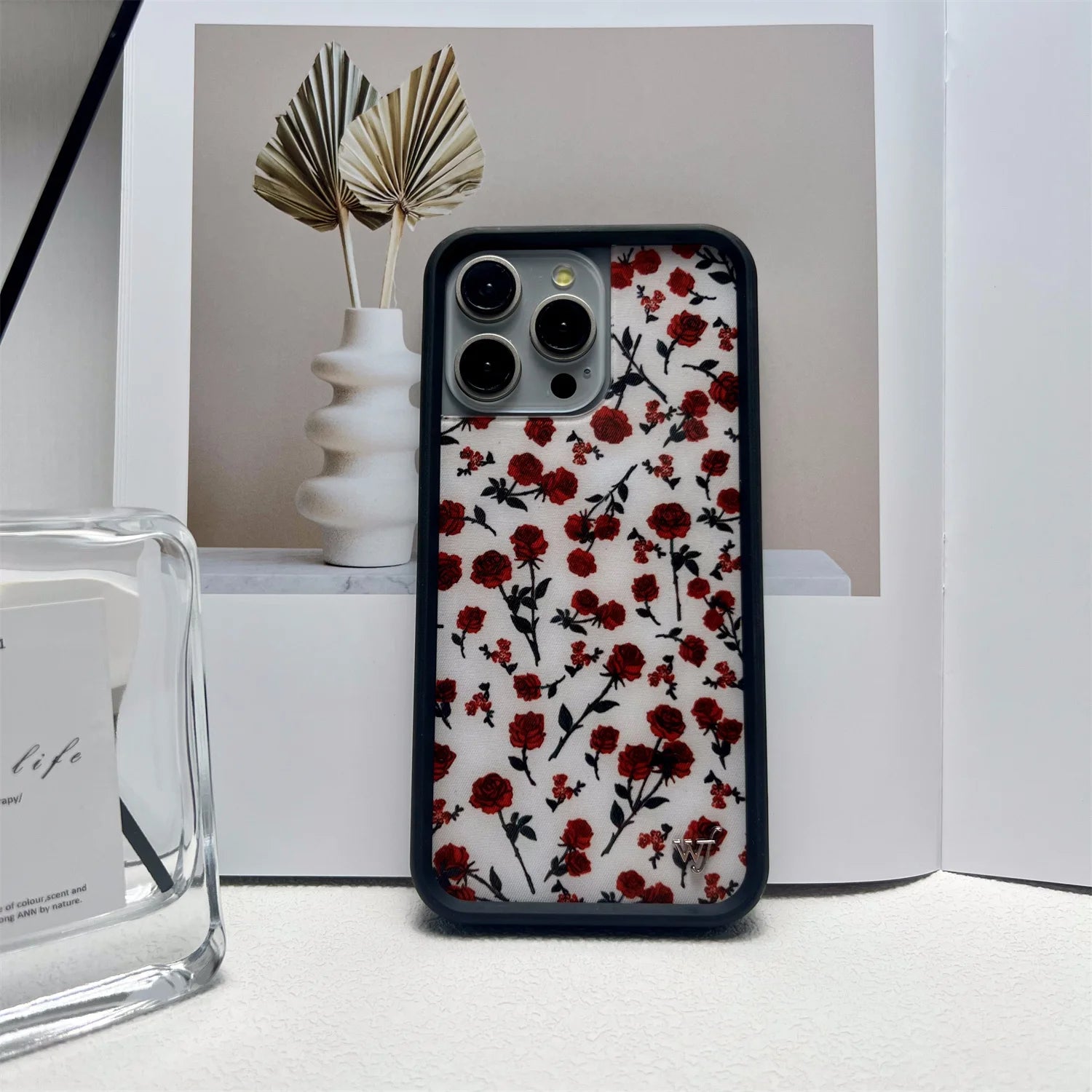 Wildflower Ins Cute Cartoon Phone Case for iPhone Leopard Print Cherry Pink Cat Brown 13 Pro 14 Pro 15 Pro WF Strawberry Case