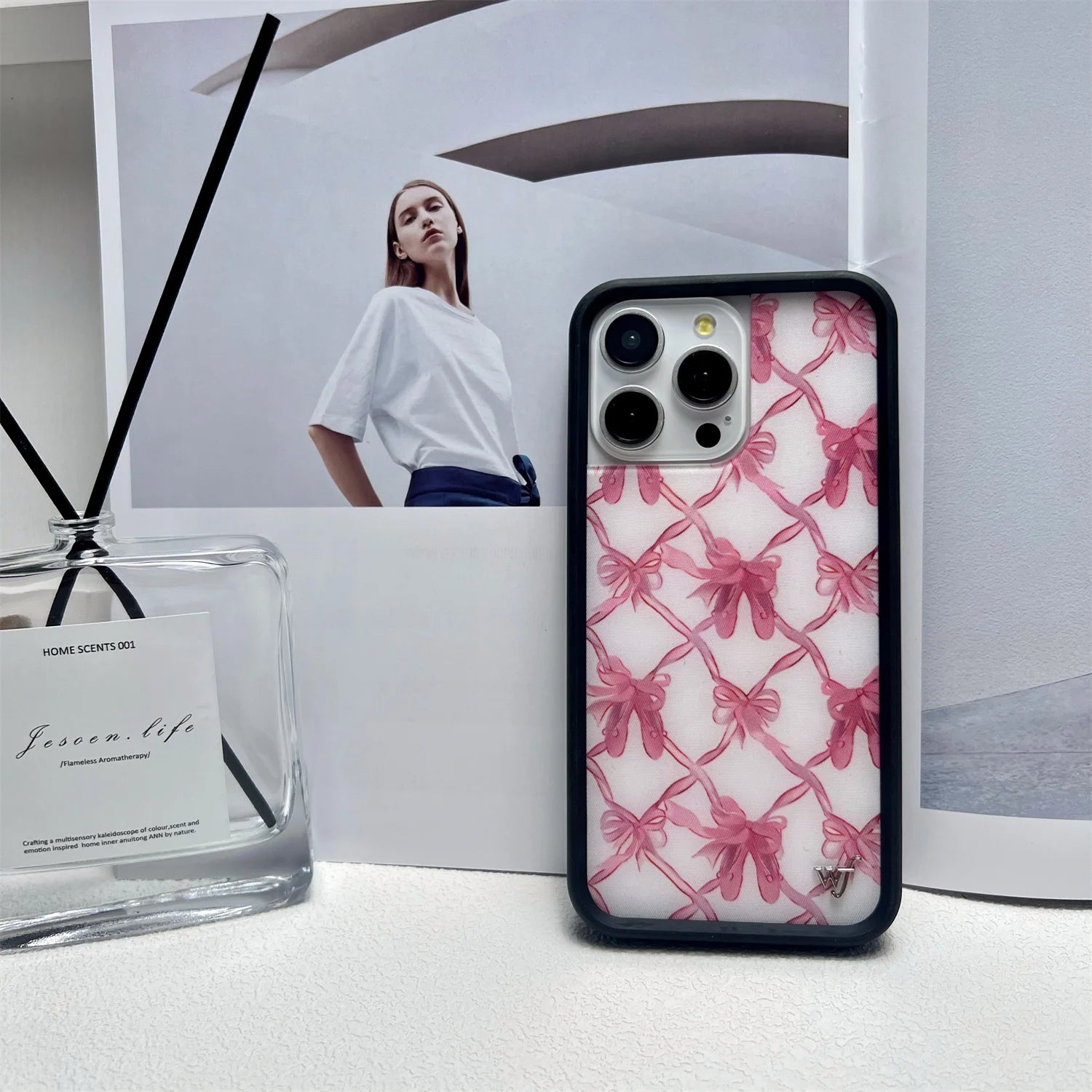 Wildflower Ins Cute Cartoon Phone Case for iPhone Leopard Print Cherry Pink Cat Brown 13 Pro 14 Pro 15 Pro WF Strawberry Case