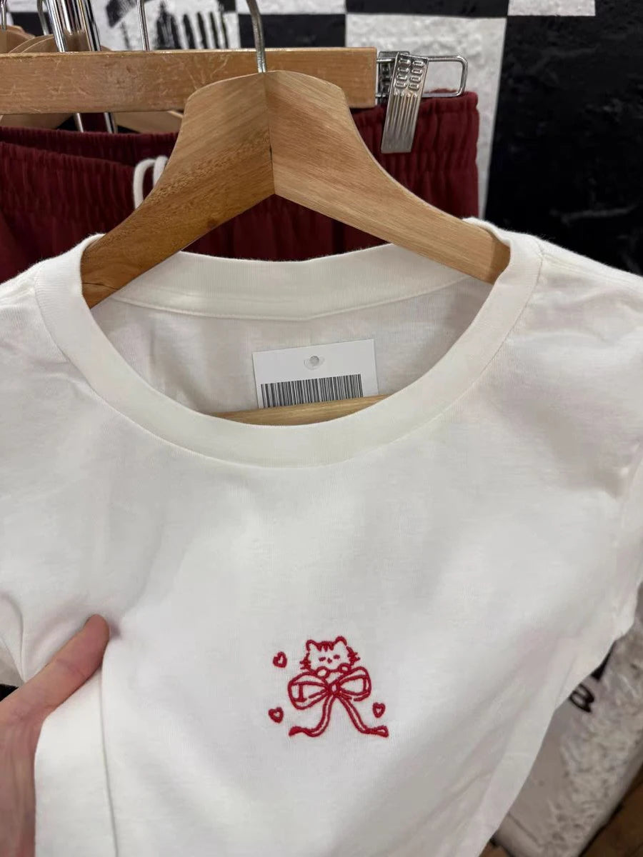 Cat with Bow Embroidery Slim T-shirt Woman Summer O-neck Short Sleeve Cotton Tee Shirt Female New Sweet Cartoon Tshirt Y2k Tops