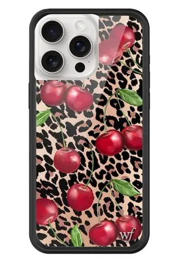 Wildflower Ins Cute Cartoon Phone Case for iPhone Leopard Print Cherry Pink Cat Brown 13 Pro 14 Pro 15 Pro WF Strawberries case