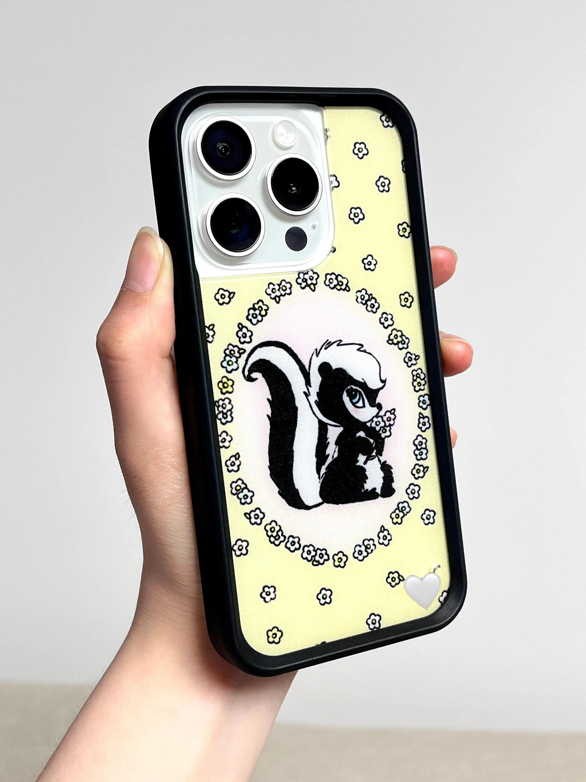Wildflower Cartoon cute phone case for iPhone Animal Fruit Flower Creative 12 13 14 15 16 Pro Max 14 Plus Strawberry phone case