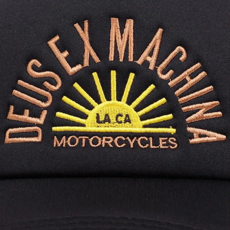 New Outdoor Unisex Embroidered Letters Baseball Hats Color Block Sunshade Mesh Breathable Trucker Caps Versatile Fashion Sun Hat
