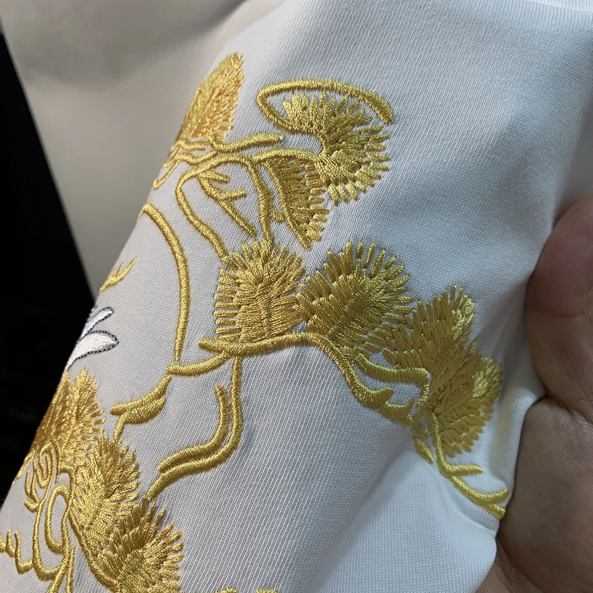 Chinese ethnic style embroidered printed short sleeved T-shirt for men's summer fashion, casual, versatile and trendy top