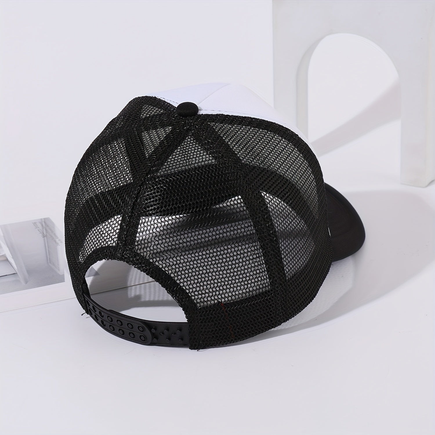1pc Breathable Mesh Unisex Versatile Snapback Cap, Adjustable Letters Print Trucker Hat for Men Women