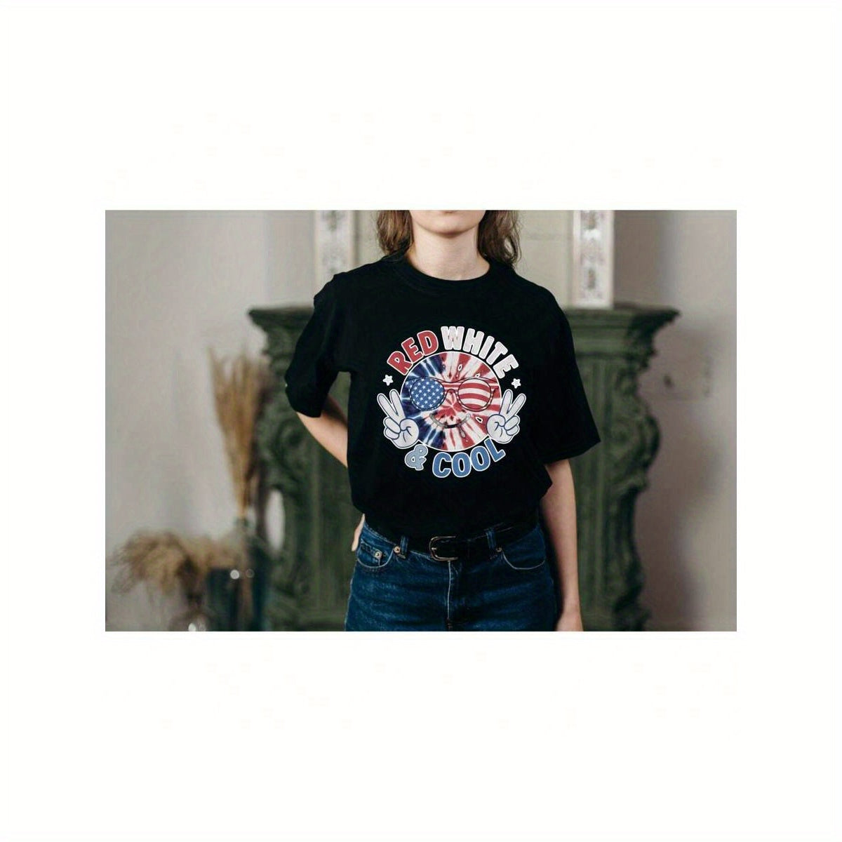 Patriotic Independence Day T-Shirt Featuring The American Flag - Stylish Red, White, And Cool Design with a Peace Sign Motif - Comfortable And Breathable, Ideal for Both Men And Women, Perfect for Outdoor Celebrations on The
