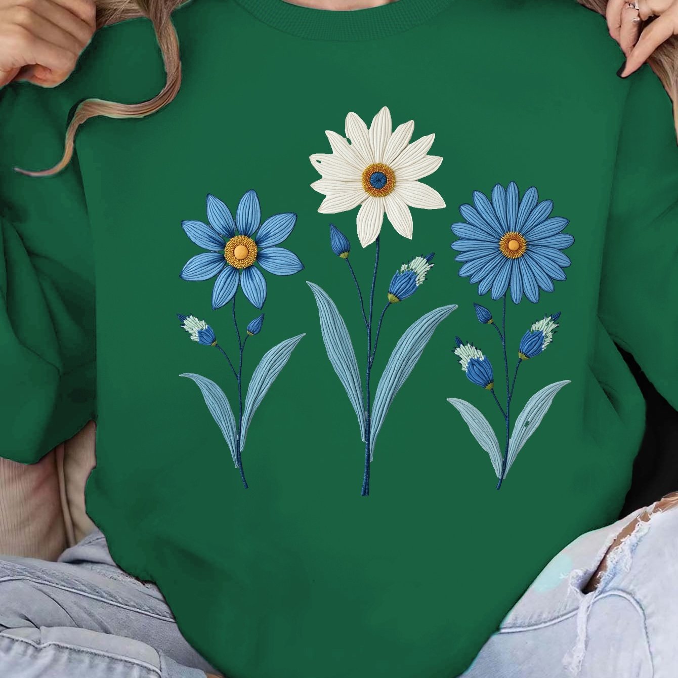 teediy Women's Casual Floral Embroidery Sweatshirt - Blue & White Flowers on Green, Long Sleeve Round Neck, Machine Washable, Autumn Winter Comfort, Winter Clothing, Relaxed Fit, Comfortable Fabric