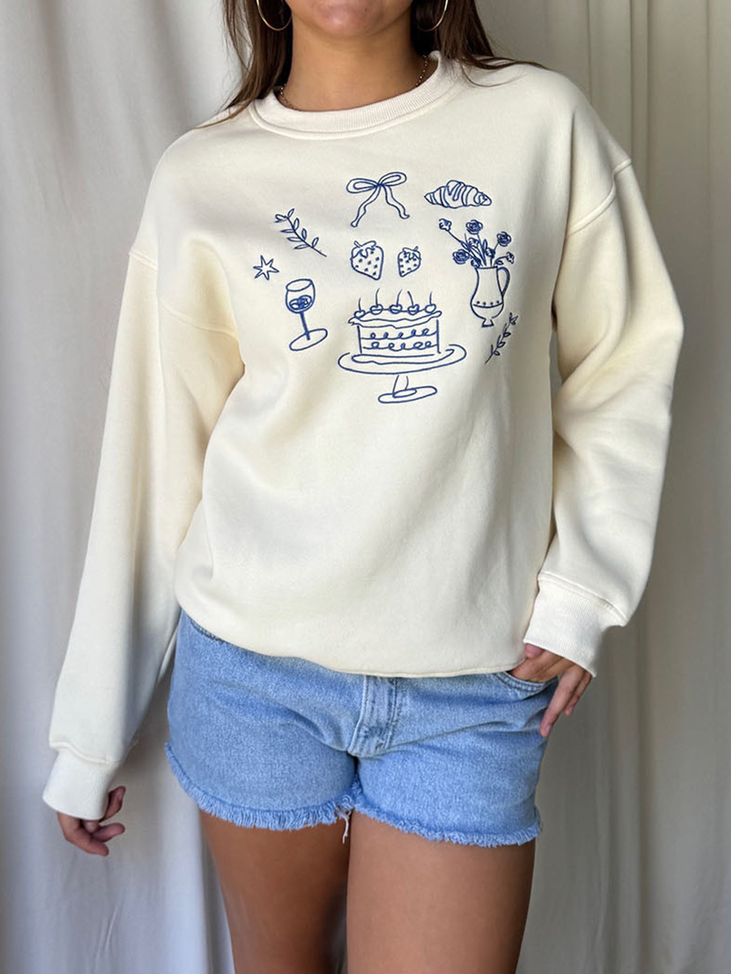 Womens Sweatshirts Long Sleeve Pullovers Crew Neck Blouse Cake Embroidery Loose Tops Trend Clothes for Casual