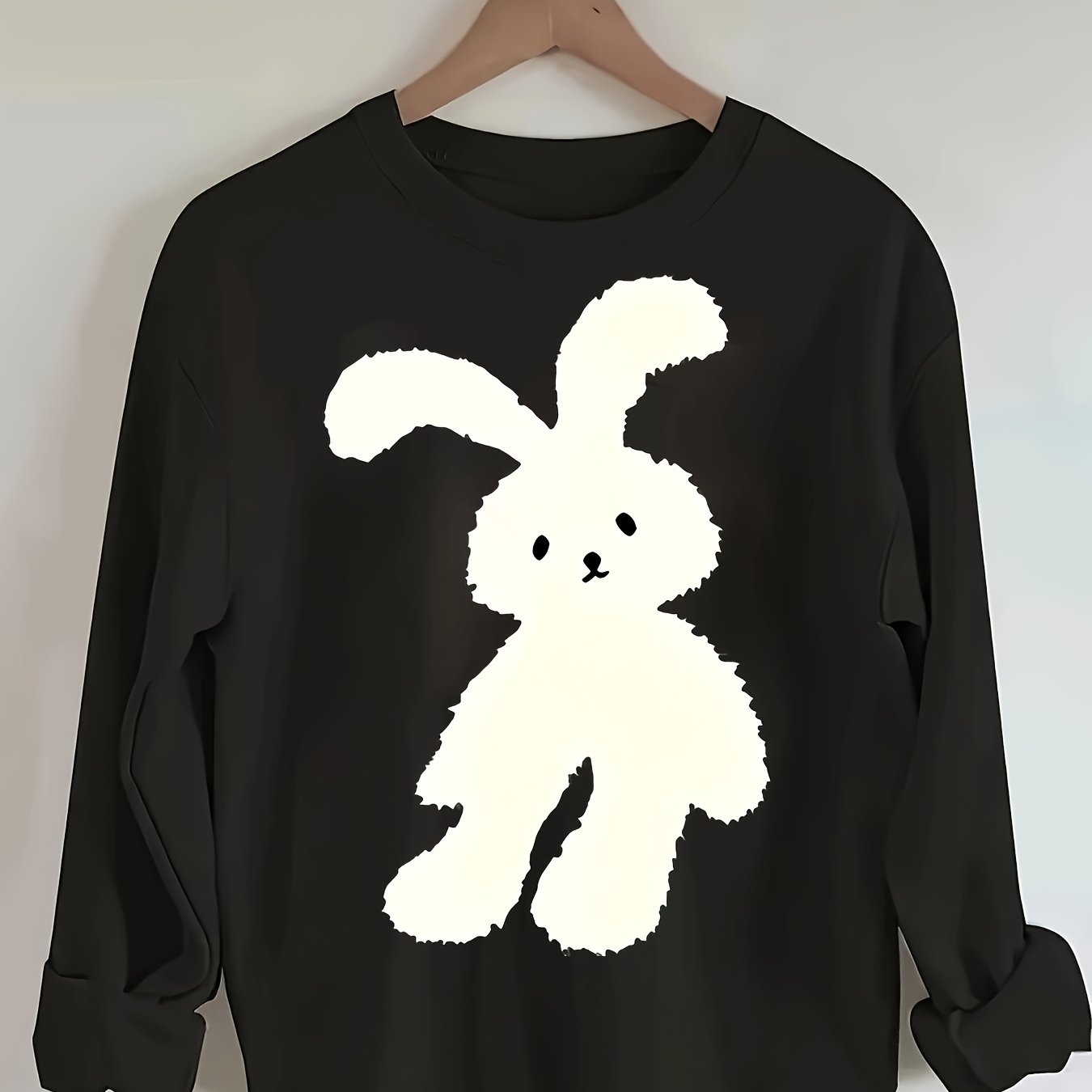 Bunny Cartoon Print Women'S Comfortable Crew Neck Sweatshirt