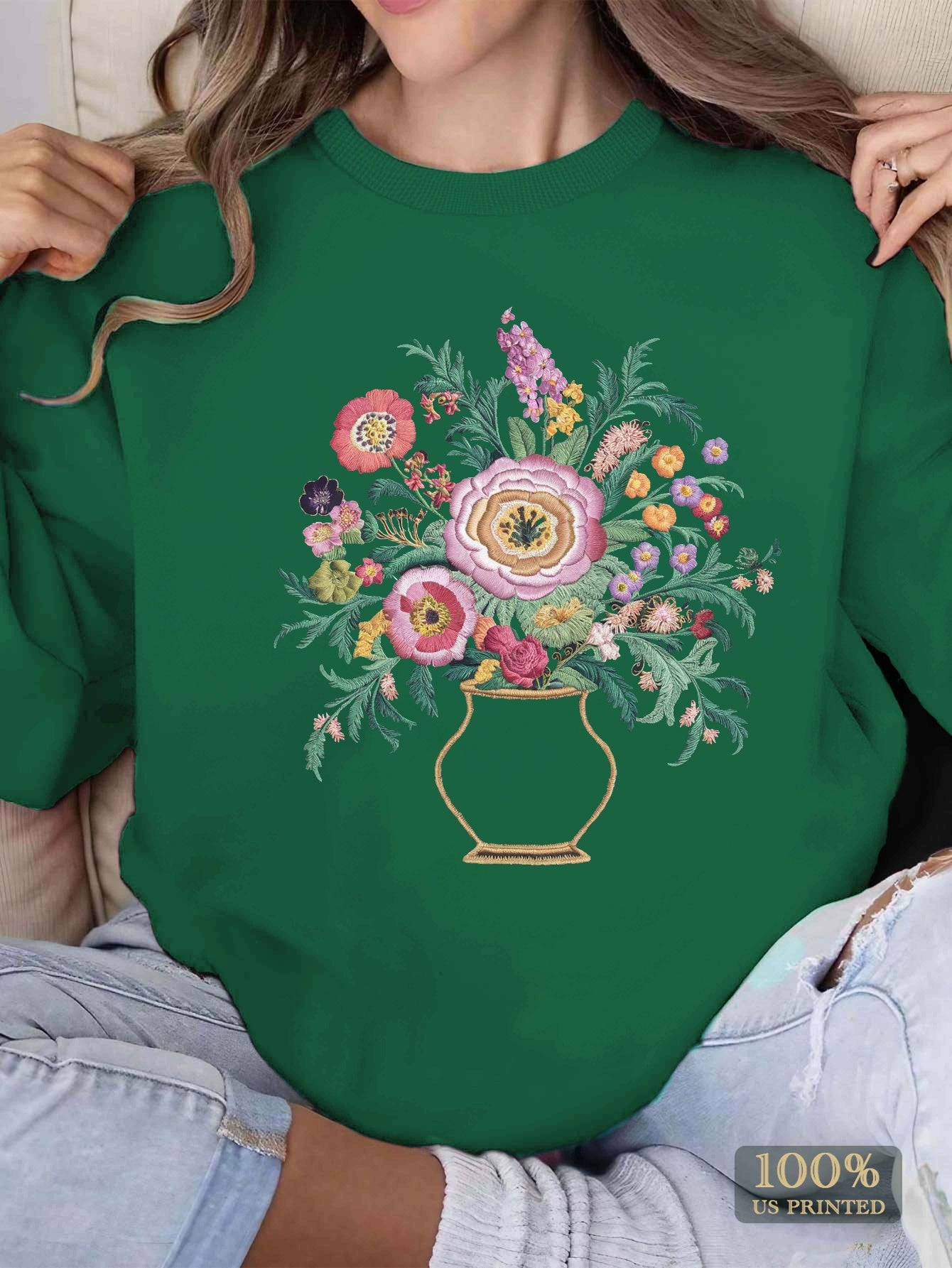 Cozy Floral Embroidered Women's Sweatshirt - Casual Crew Neck, Long Sleeve Pullover for Fall & Winter, Machine Washable