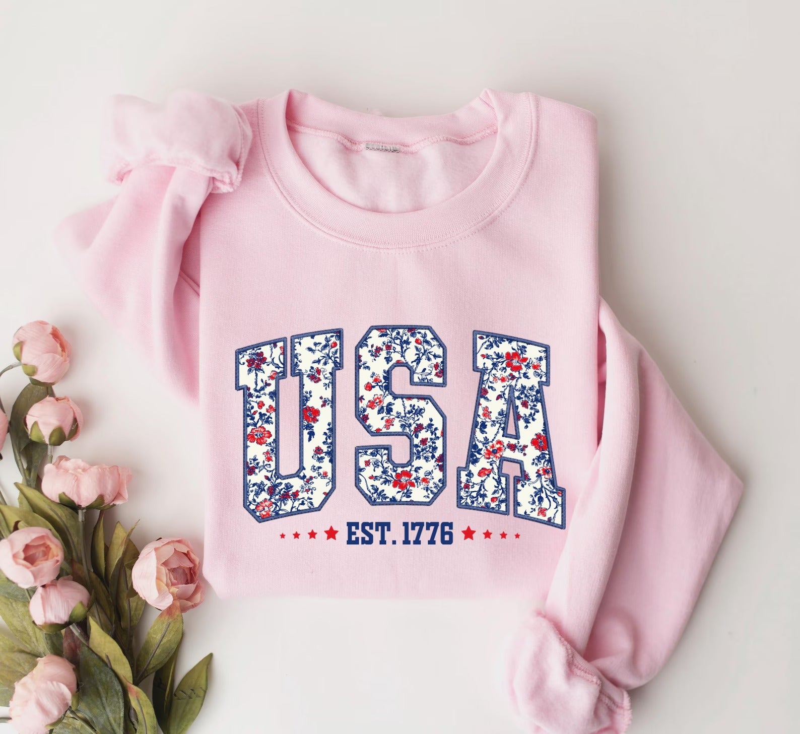 Floral USA Sweatshirt, Patriotic Women Sweatshirt, USA Est 1776 Sweatshirt, 4th Of July Sweatshirt, America Sweatshirt, Flower USA Sweater
