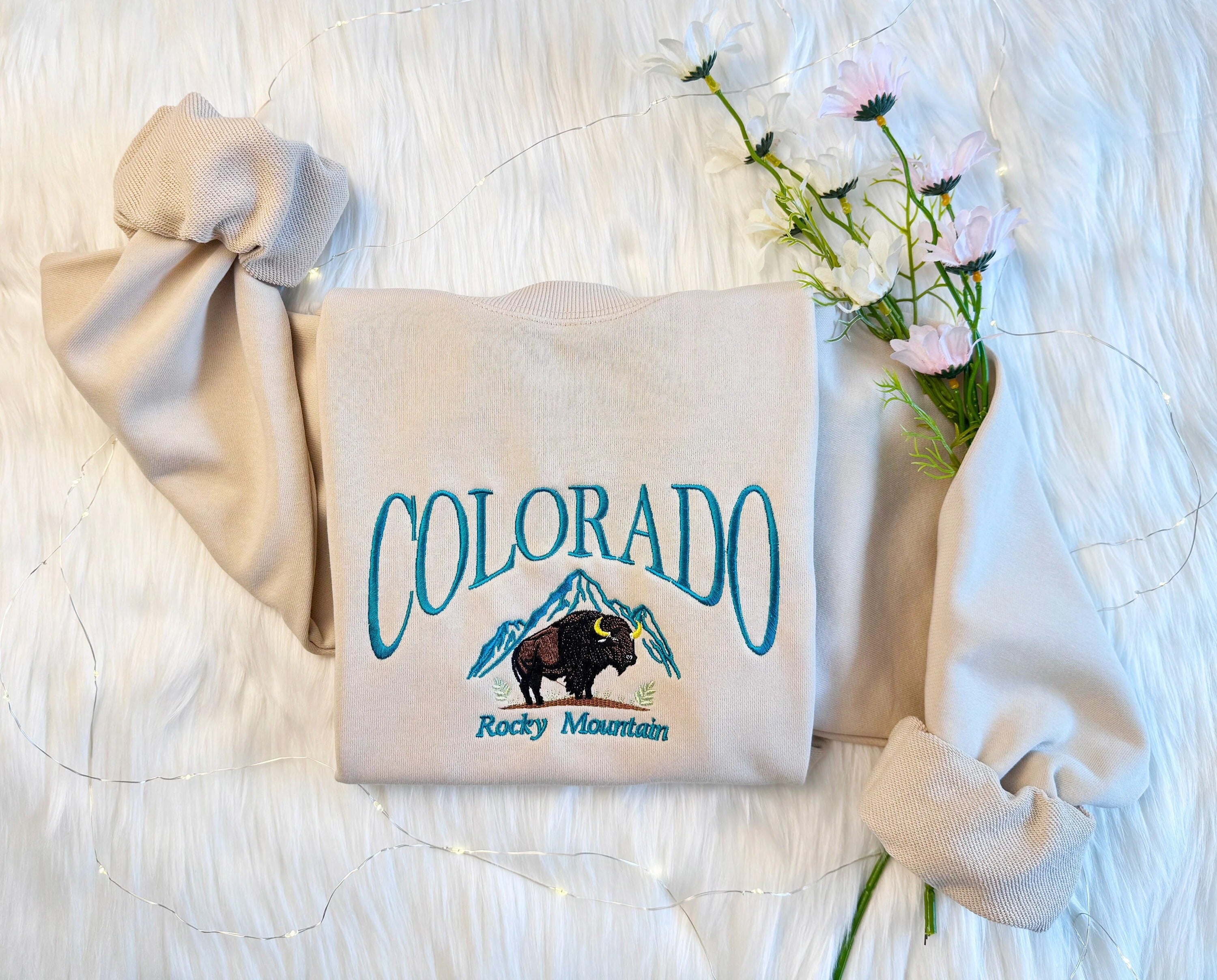 olorado Bison Embroidered T-shirt | Embroidered Unisex Sweatshirt | Crew Neck Sweatshirt