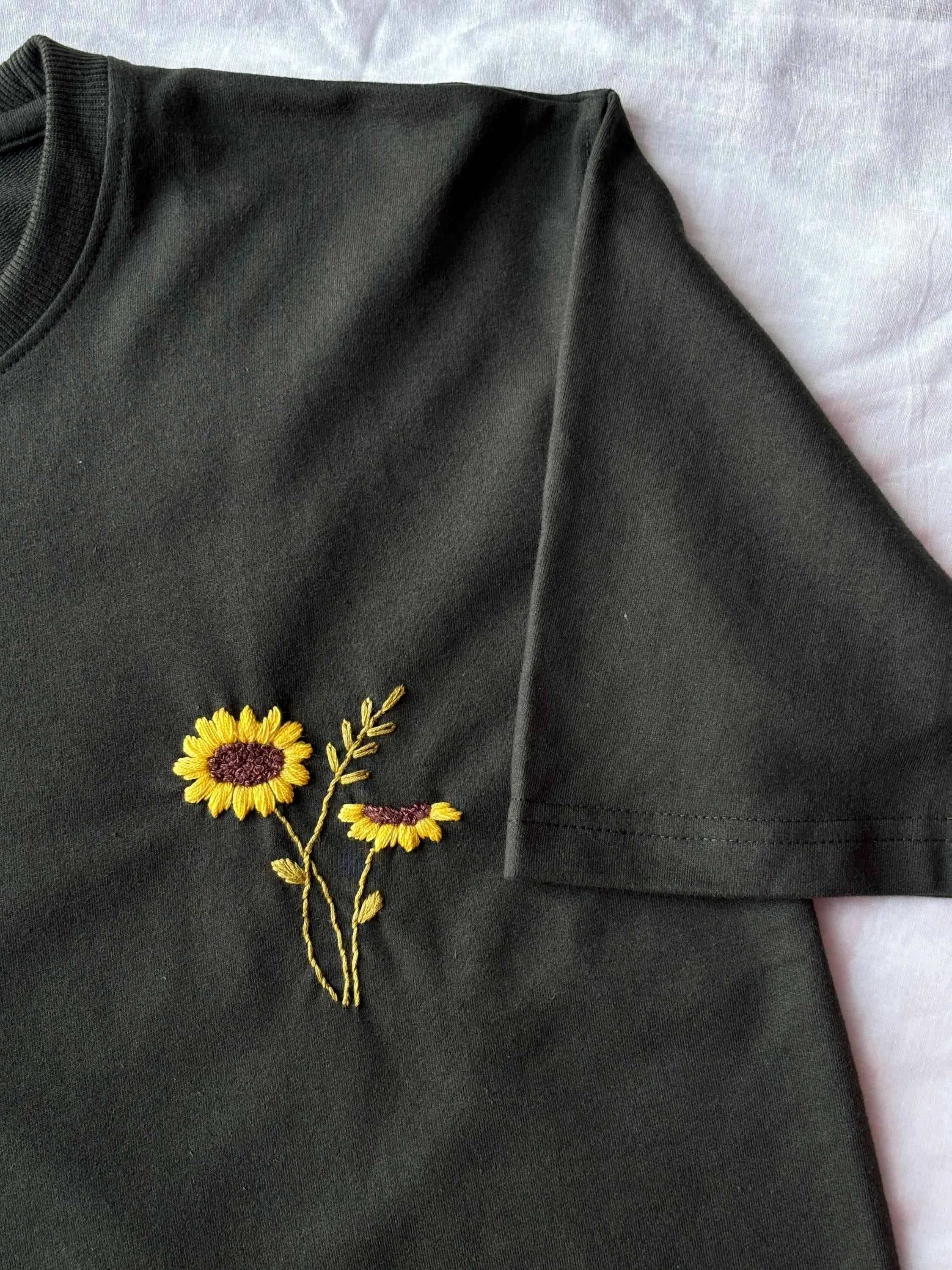 Hand Embroidered Sunflower Oversize T Shirt Unisex , Custom Tee, Personalized Embroidered T Shirt Dark Green Cotton T-Shirt , Unisex Tee