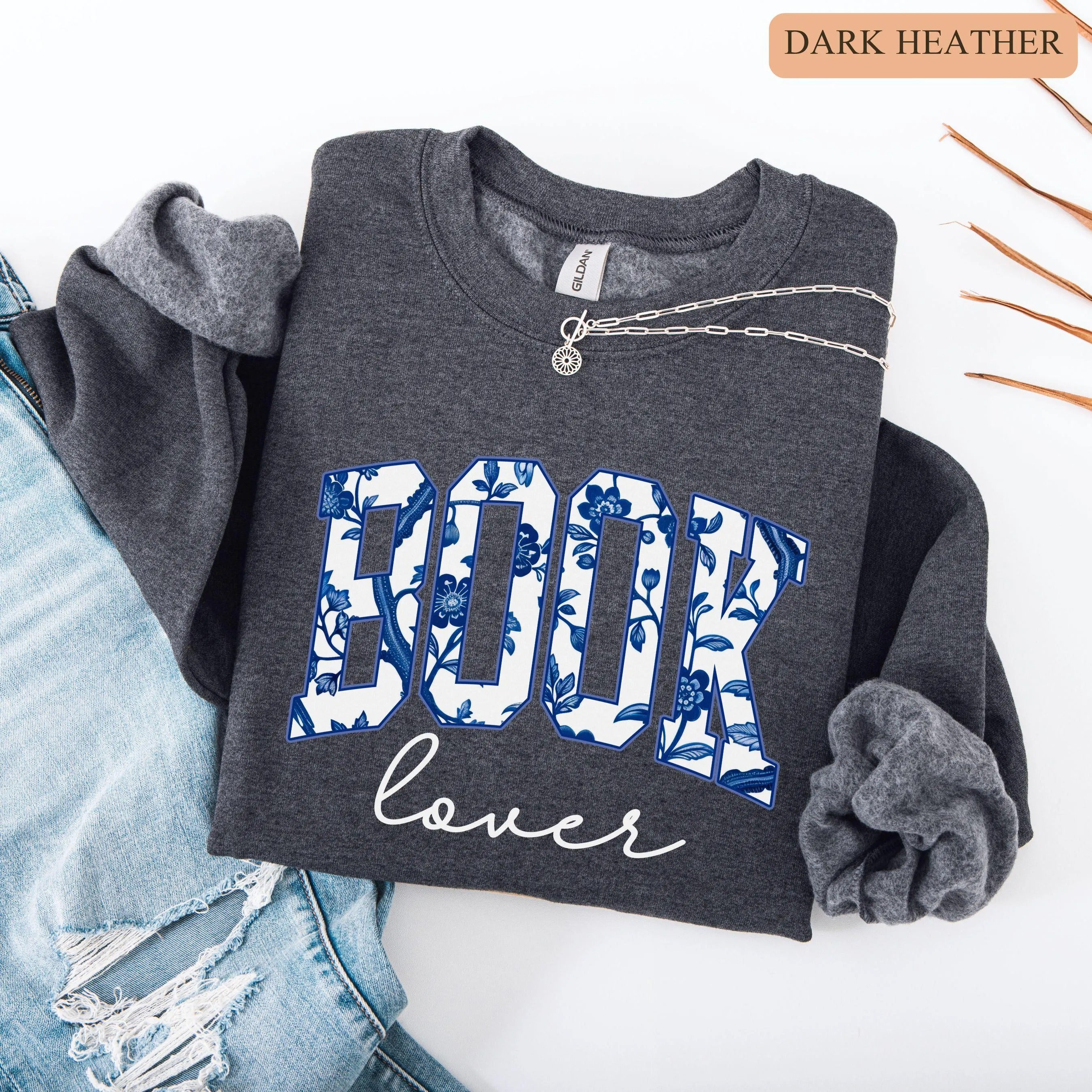 Cute Book Lover Sweatshirt, Bookworm Crewneck, Reading Club, Librarian Gift, Bookish Merch, Reader, Teacher Gift, Book Girly Top, Read Book