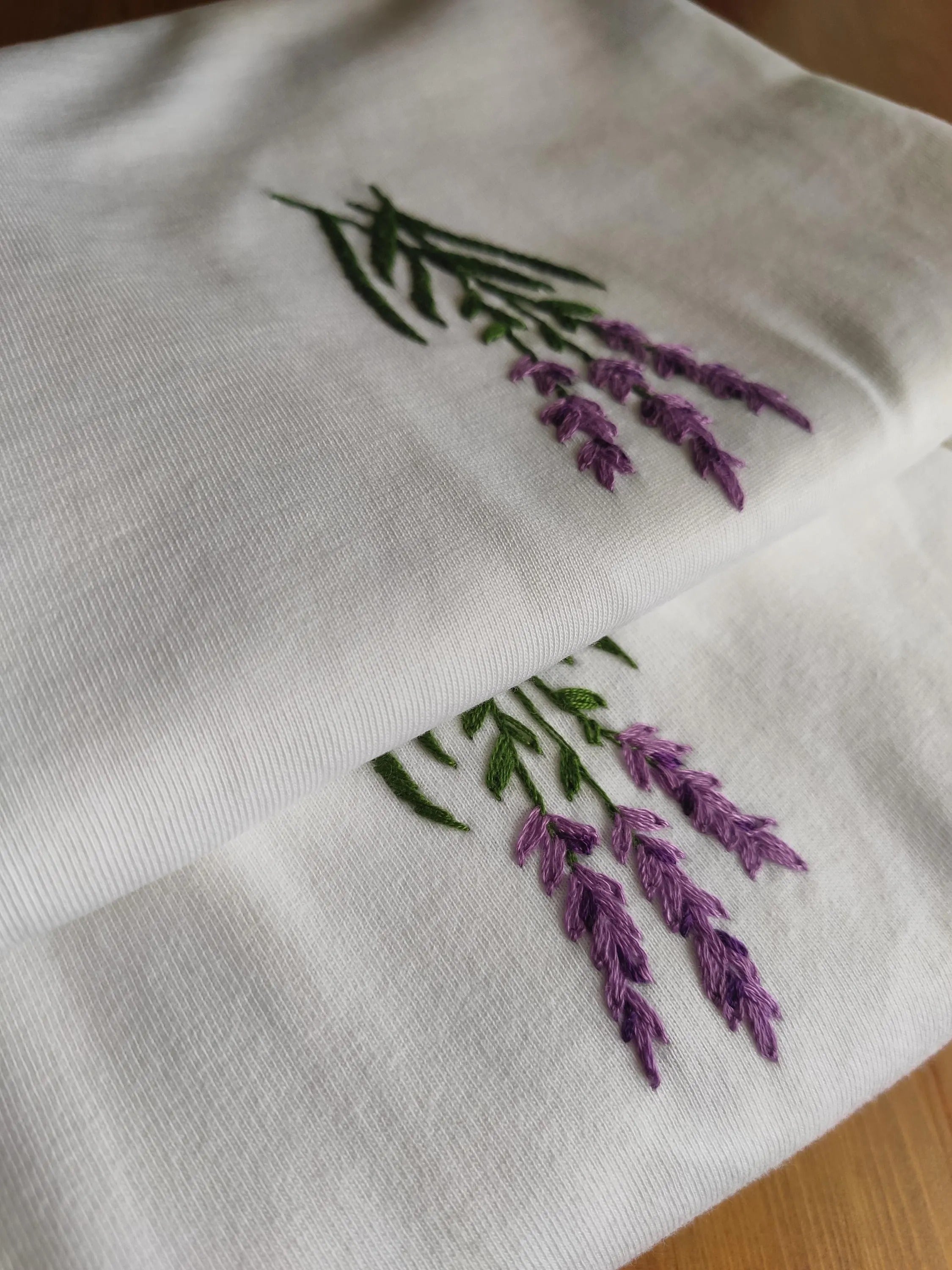 Hand embroidered T-shirt, embroidered lavender. Lavender flowers on t-shirt, t-shirt design