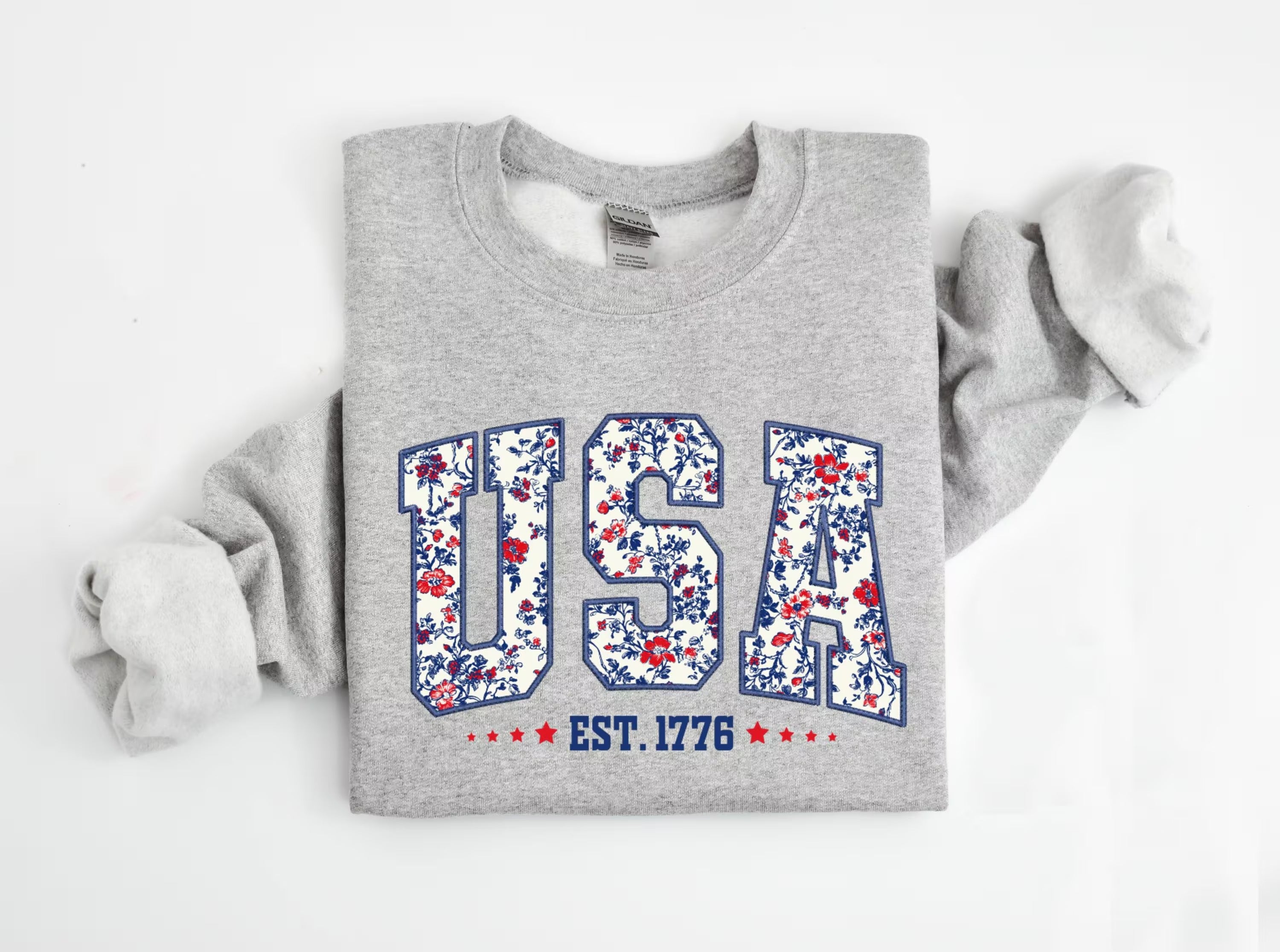 Floral USA Sweatshirt, Patriotic Women Sweatshirt, USA Est 1776 Sweatshirt, 4th Of July Sweatshirt, America Sweatshirt, Flower USA Sweater