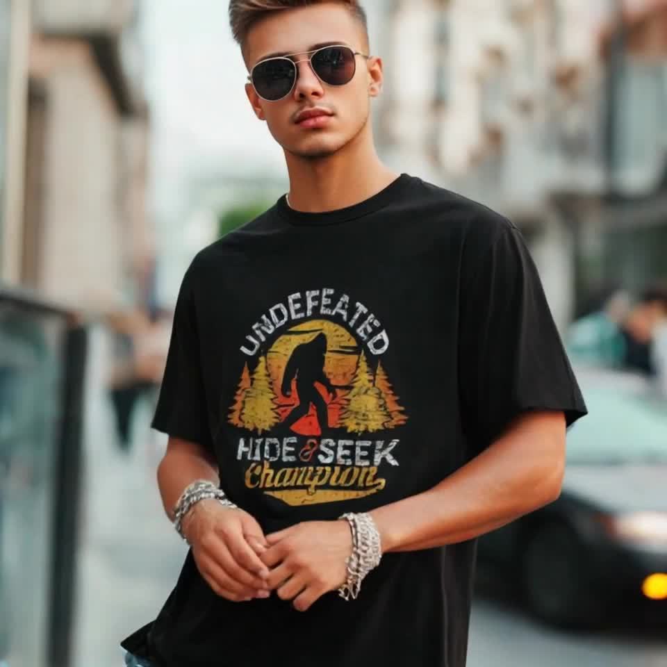 [Premium Sasquatch Peekaboo Shirt] Soft 220g Premium Sasquatch Peekaboo Shirt - 100% Cotton Comfortable Men's Tee for Everyday Wear