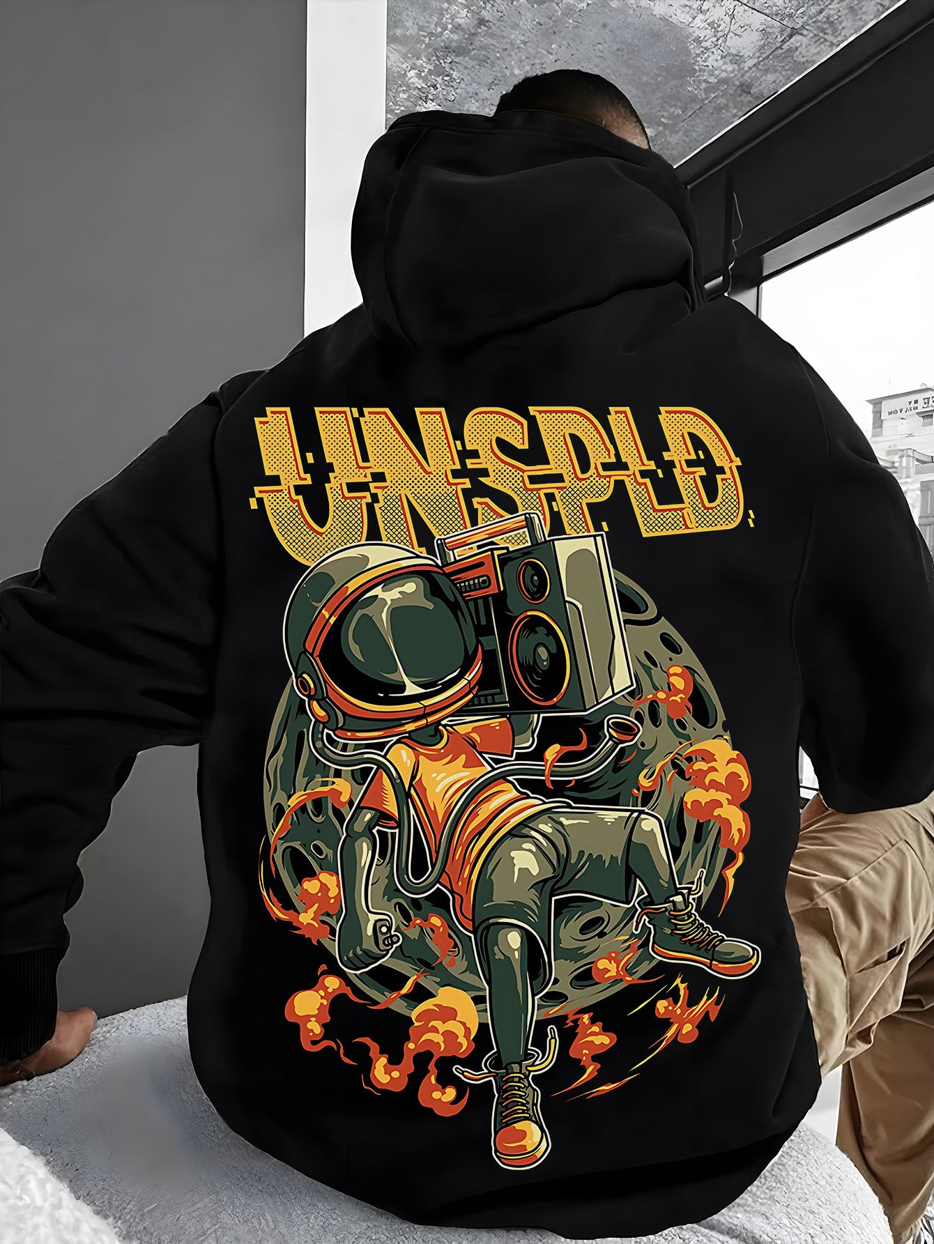 Men's Casual Graphic Hoodie with Cartoon Fire Helmet & Speaker Design - Soft Cotton Blend, Flame Accents, Kangaroo Pocket, Machine Washable - Stylish Fall/Winter Streetwear, Essential Hoodie