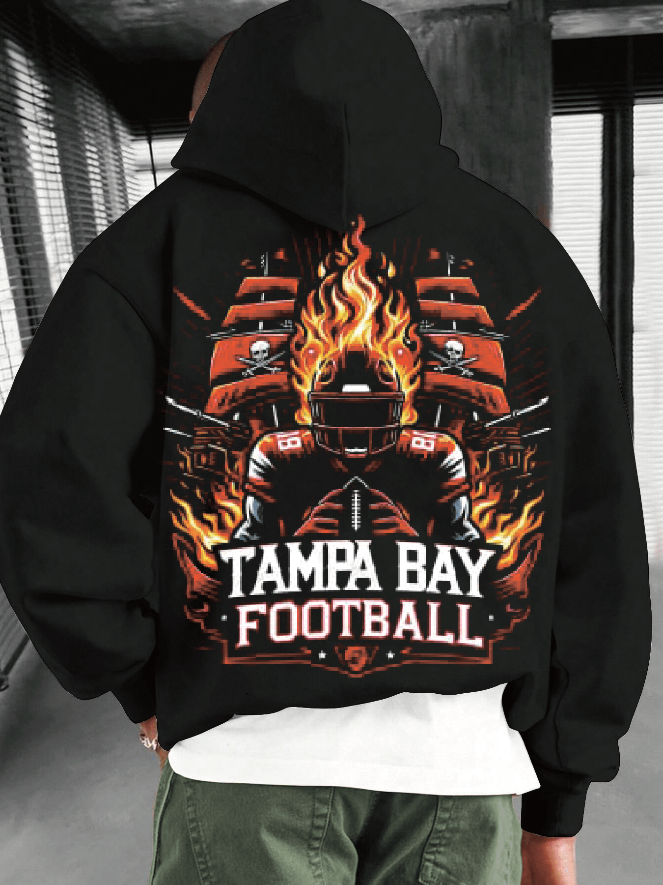 [1pc Tampa Bay Football Graphic Hoodie] Tampa Bay Football-Inspired Hoodie, Cotton Blend Crew Neck Sweatshirt, Regular Fit Knit Fabric Sports & Active Hoodie, with Flame & Skull Graphic, Geometric Pattern, Slight Stretch, Cas
