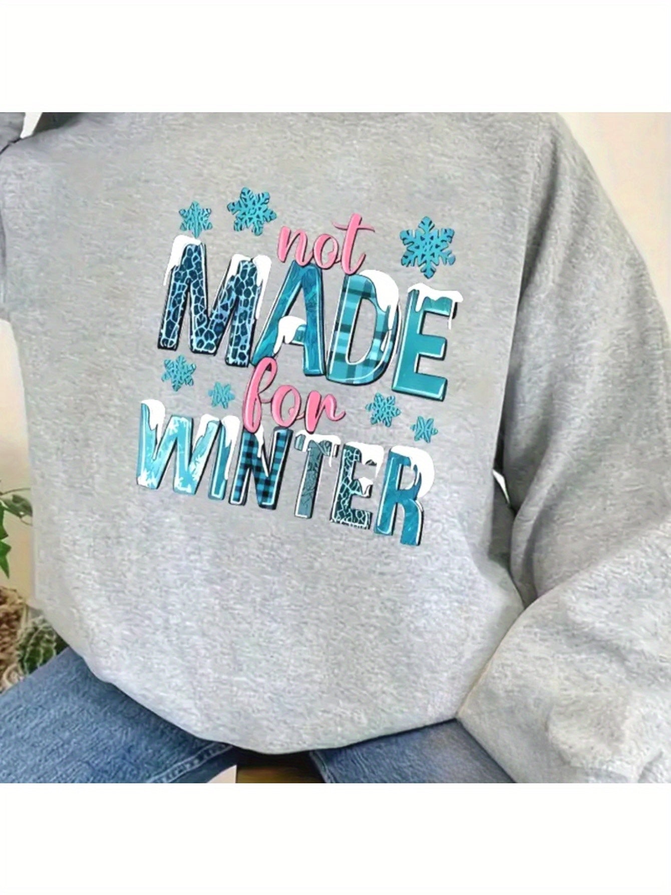 Women's Casual Crew Neck Sweater Printed with the words' not born for winter 'and snowflake design, Long Sleeve Pullover for Autumn/ Winter, Knit Grey Sweatshirt