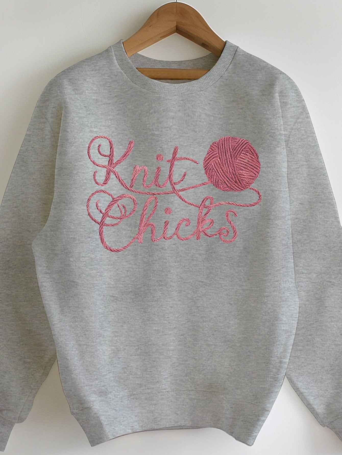 Cozy 'Knit Chicks' Geometric Pattern Women's Sweatshirt - Soft Polyester, Light Gray with Pink Embroidery, Long Sleeve, Round Neck, Machine Washable - Perfect for Fall/Winter Casual Wear