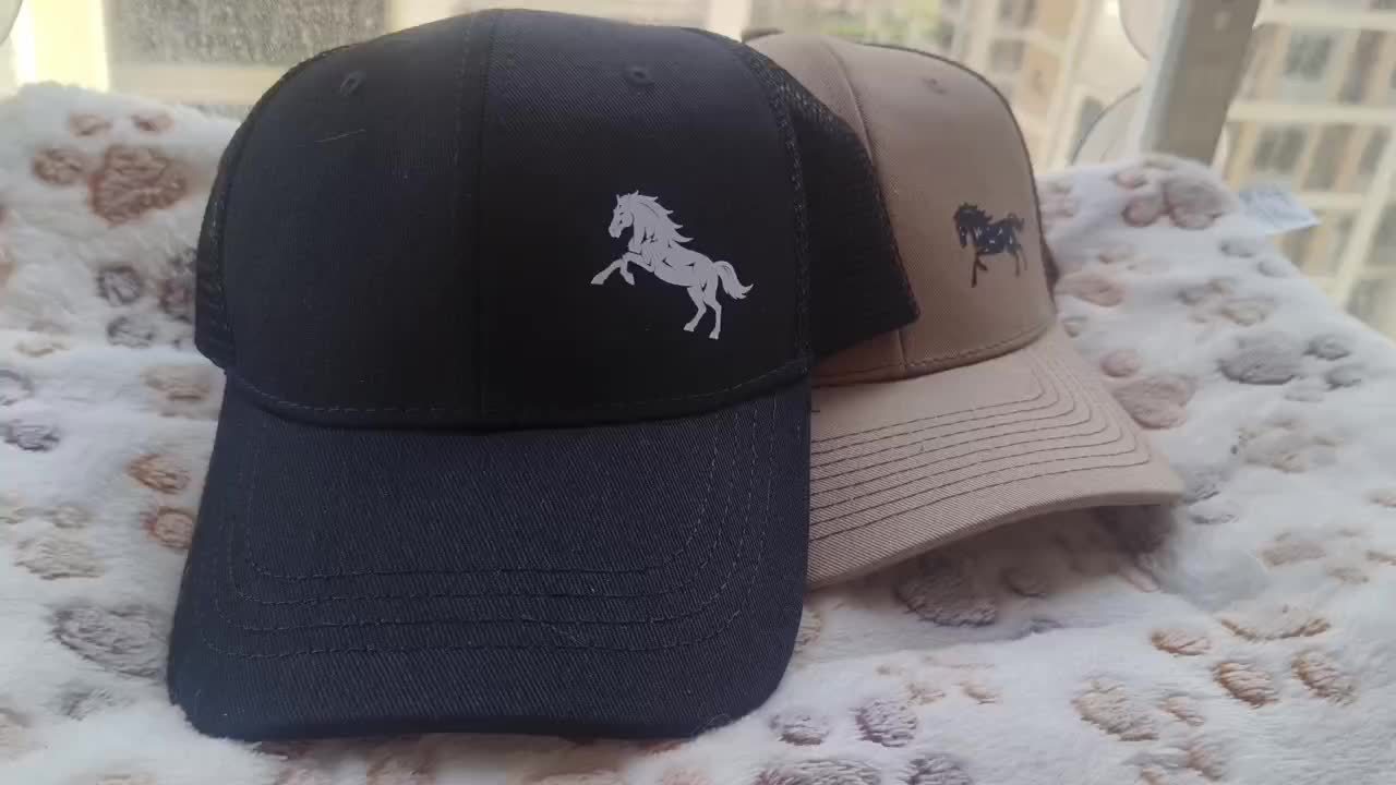 [Adventure] Men's Black Mesh Baseball Cap with Running Horse Design - Breathable Trucker Hat for Outdoor Sports & Casual Wear