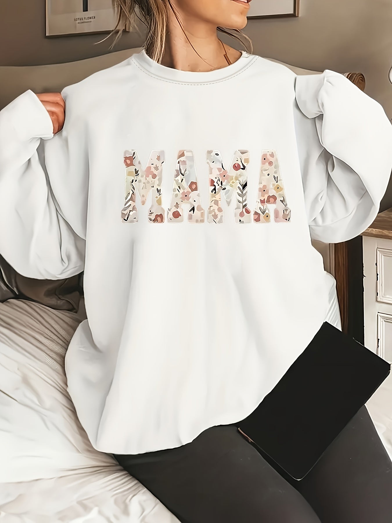 [Cozy Sweatshirt] Ultra-Soft Women's Cozy MAMA Floral Letter Print Pullover Sweatshirt | Machine Washable All-Season Comfort, Cute Sweatshirts, Comfortable Clothing, Playful Design, Durable Comfort