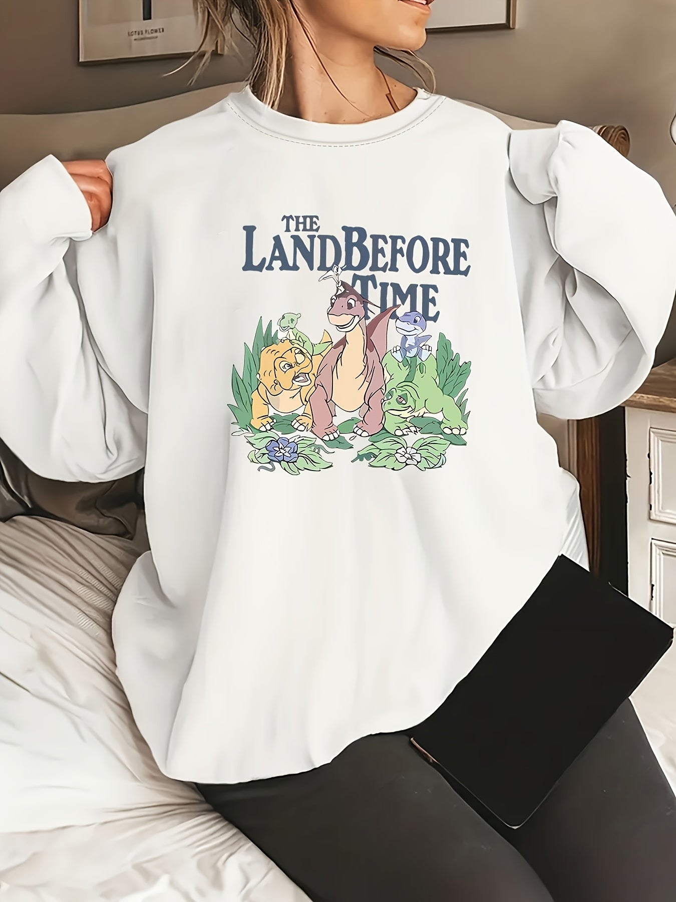 [Bangly Charm Dinosaur Sweatshirt] Bangly Charm Women's Casual Dinosaur Graphic Sweatshirt | Trendy Color Block Print, Polyester, Crew Neck, Long Sleeve, Slight Stretch, All-Season Pullover