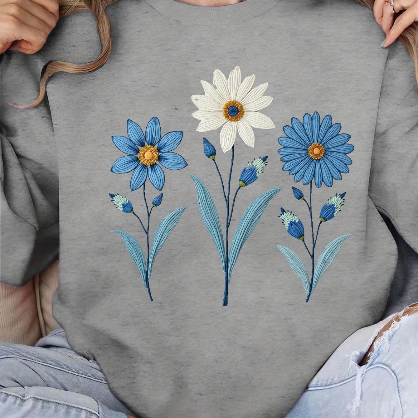 teediy Women's Casual Floral Embroidery Sweatshirt - Blue & White Flowers on Green, Long Sleeve Round Neck, Machine Washable, Autumn Winter Comfort, Winter Clothing, Relaxed Fit, Comfortable Fabric