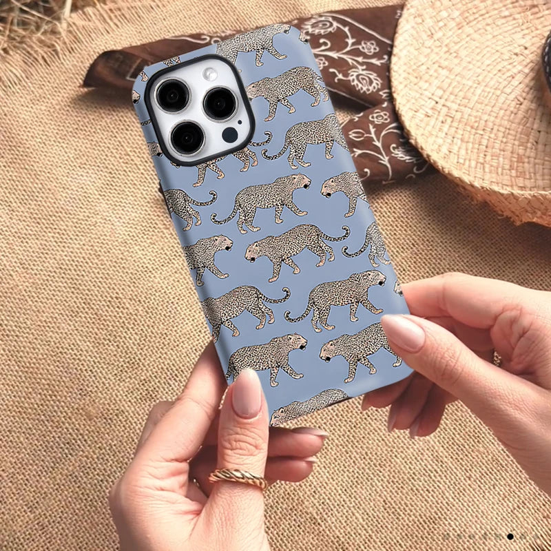Animal Leopard Funda Case For iPhone 16ProMax 15 14Plus 13 12 11 Acrylic TPU Dual Layer Two in One Magnetic Phone Cover