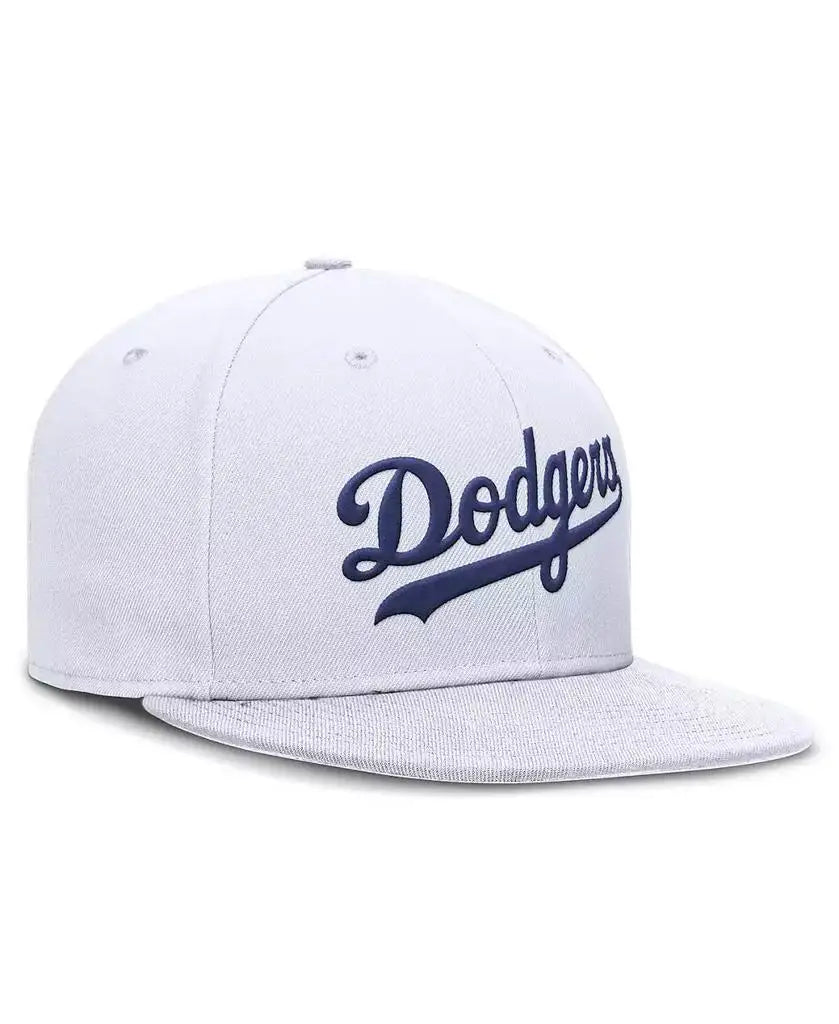 Nike | Men's White Los Angeles Dodgers True Performance Fitted Hat