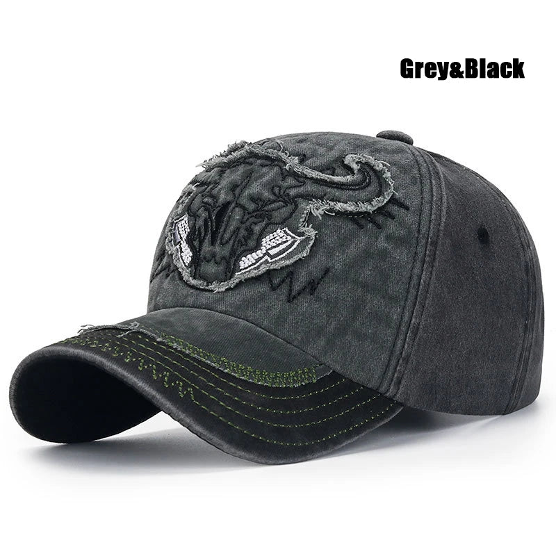 New Fashion Unisex Bull Head Pattern Embroidered Patch Brushed Distressed Style Two Color Cotton Adjustable Baseball Cap