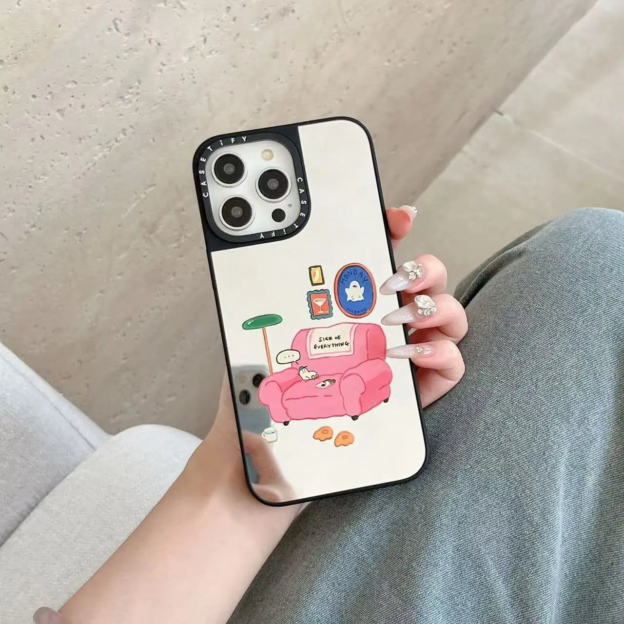 The decadent duck mirror case is suitable for high-end iPhone 16 phone cases