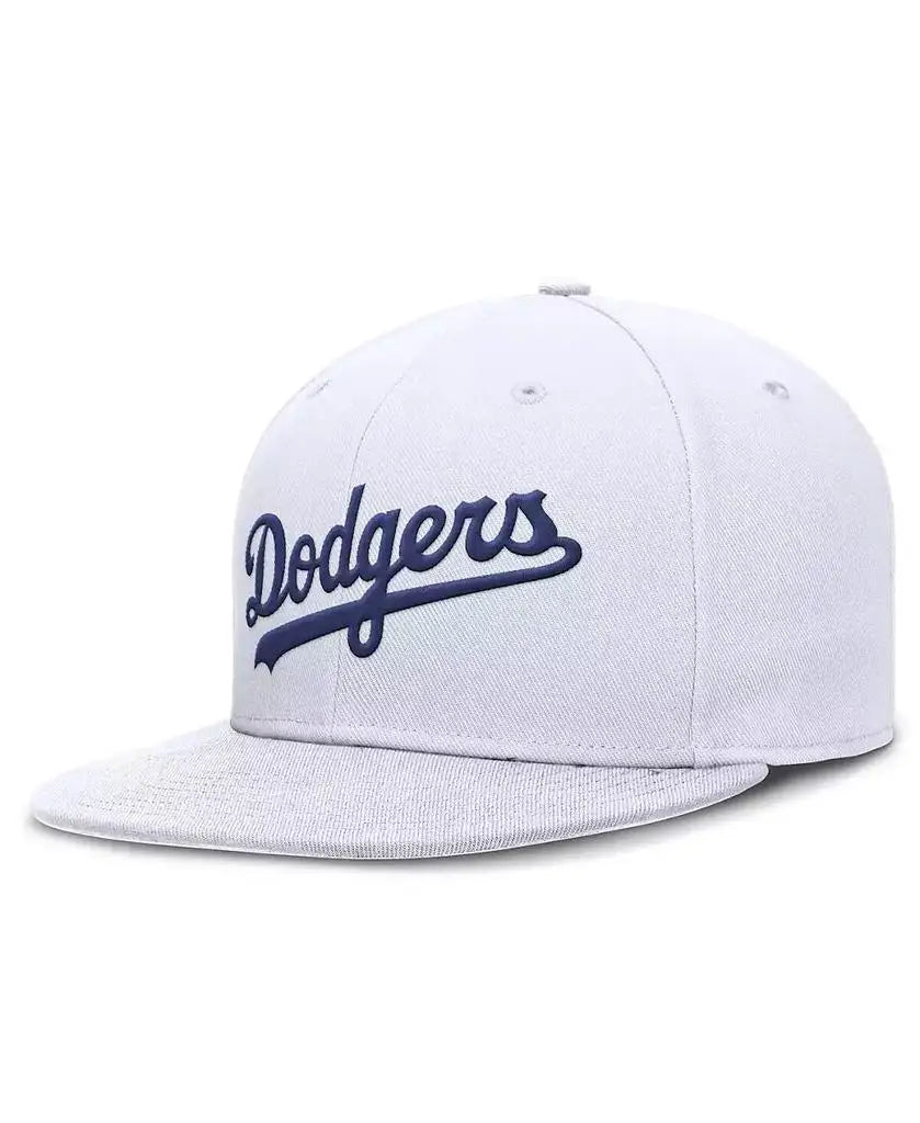Nike | Men's White Los Angeles Dodgers True Performance Fitted Hat