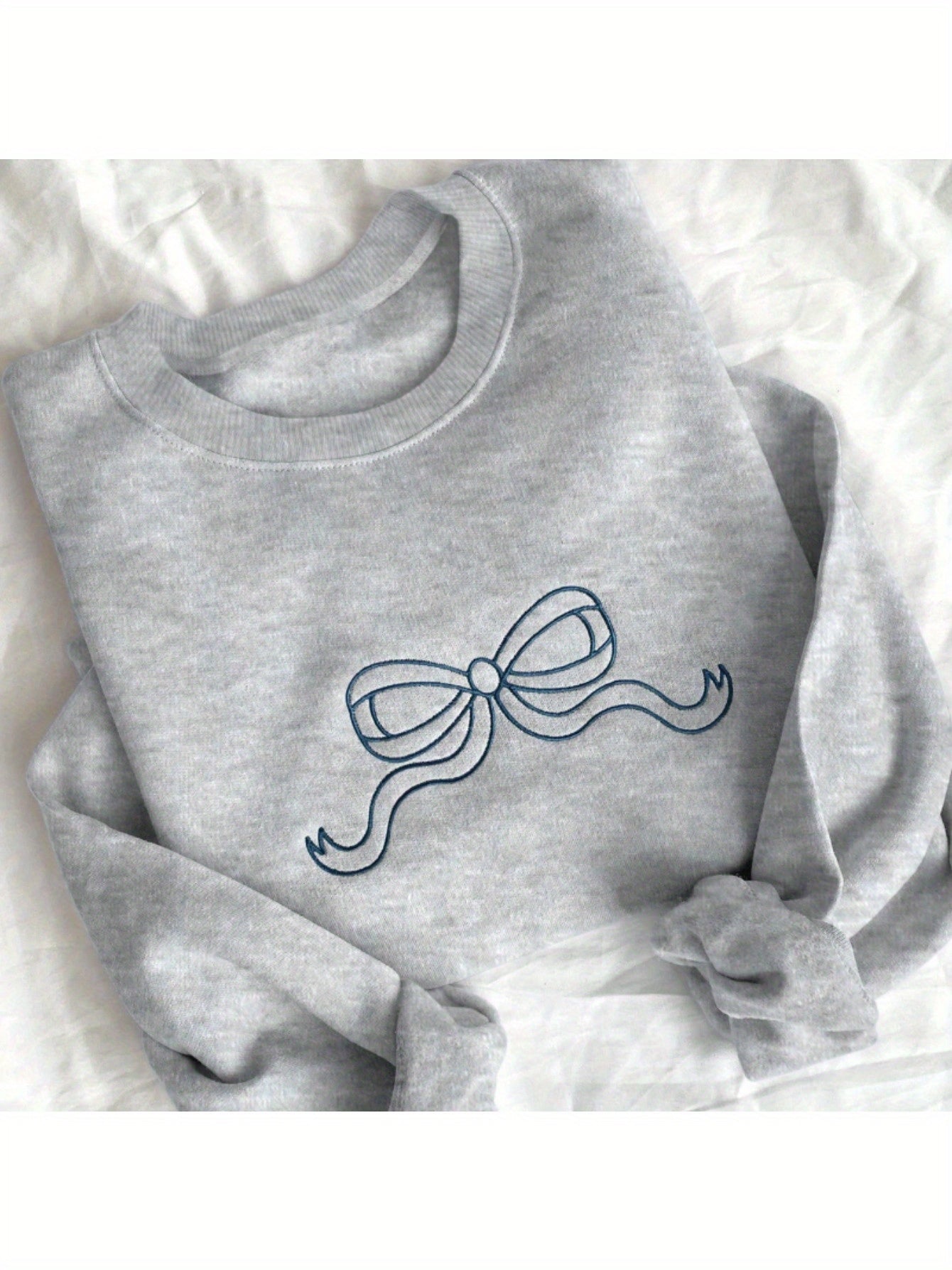Women'S Casual Crew Neck Sweater, Bow Embroidery Long Sleeve Pullover for Autumn/ Winter, Knit Grey Sweatshirt