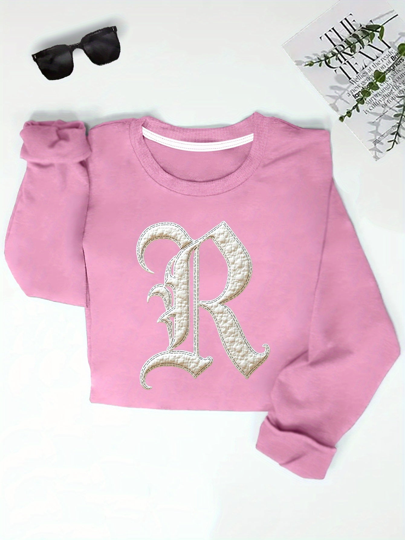 Women'S Gothic Letter R Embroidered Sweatshirt, Casual Crew Neck Long Sleeve Pullover, Geometric Pattern, Regular Fit, Fall/Winter Collection, Cute Sweatshirts